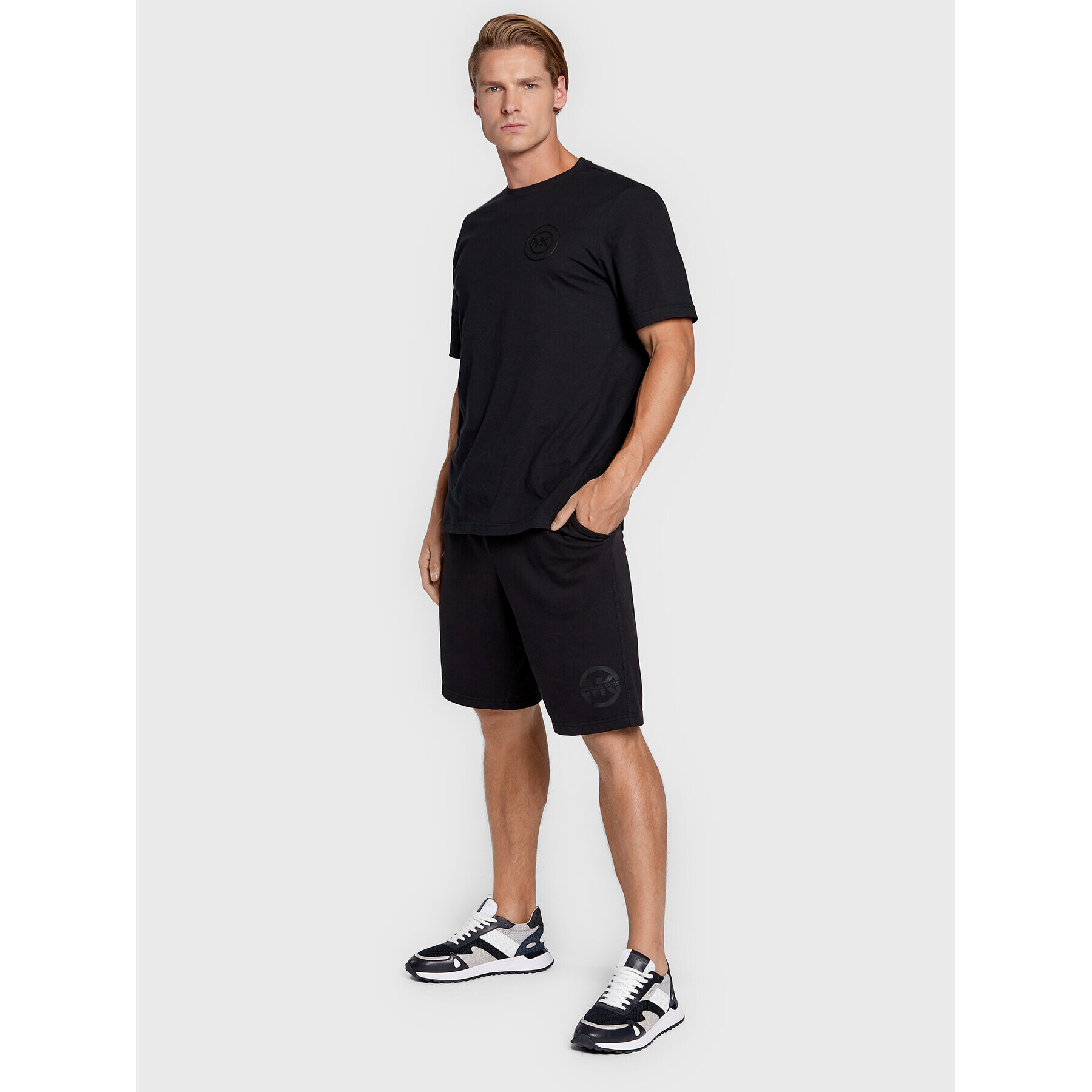 MICHAEL Michael Kors Спортни шорти 6F25S11101 Черен Regular Fit - Pepit.bg
