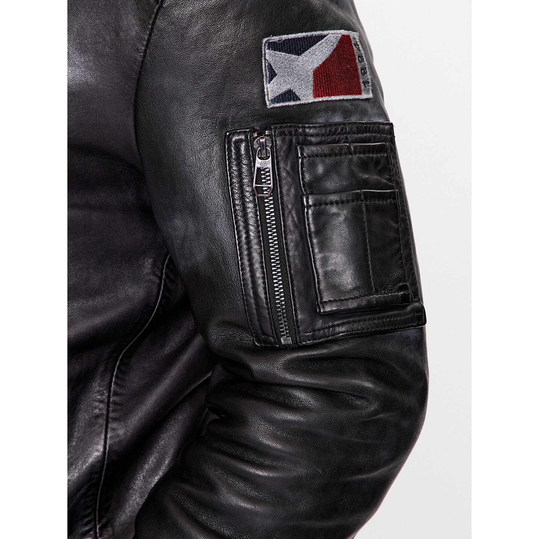 Milestone Кожено яке Maverick 331041 20860 Черен Regular Fit - Pepit.bg