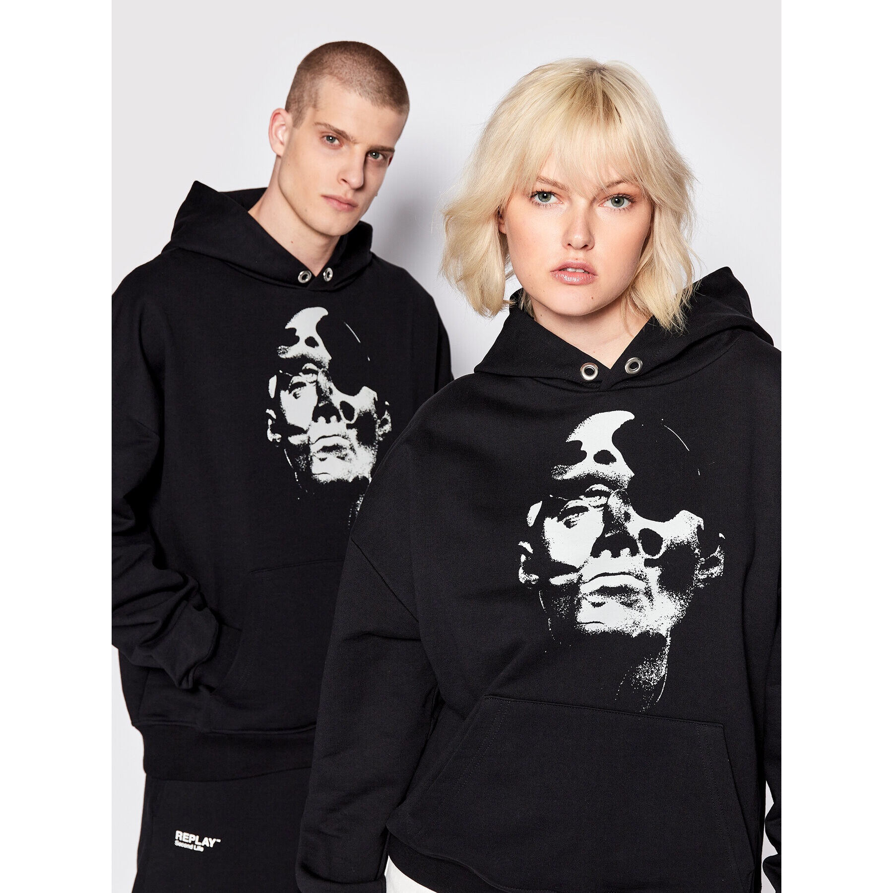 Mindout Суитшърт Unisex Rebuild no.1 Черен Oversize - Pepit.bg