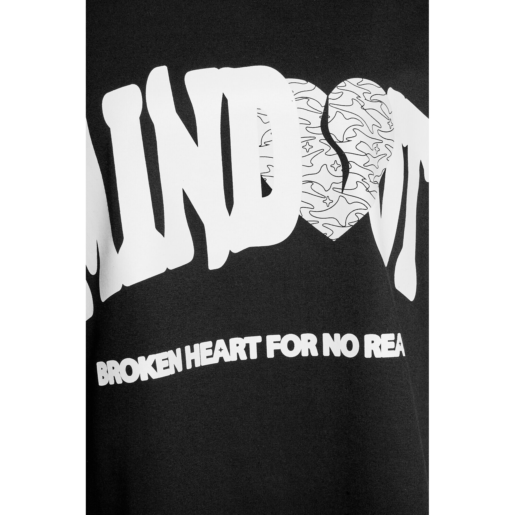 Mindout Тишърт Broken Heart Черен Boxy Fit - Pepit.bg