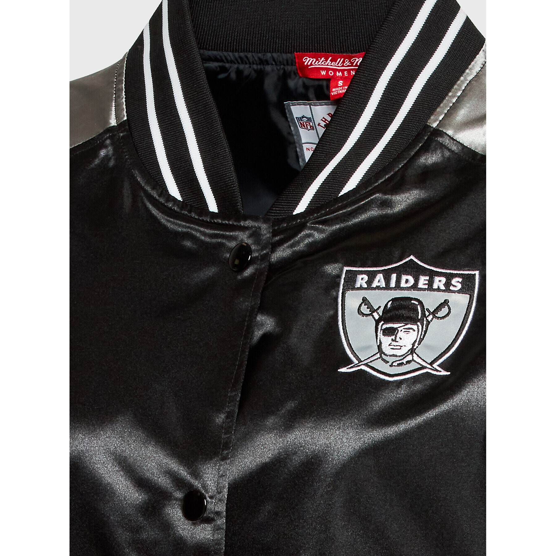 Mitchell & Ness Яке бомбър OJBF1057 Черен Regular Fit - Pepit.bg