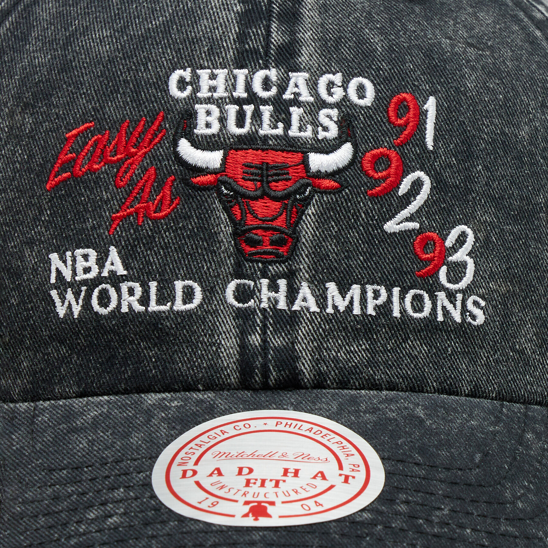 Mitchell & Ness Шапка с козирка Chicago Bulls 6LUXFH21HW004 Черен - Pepit.bg