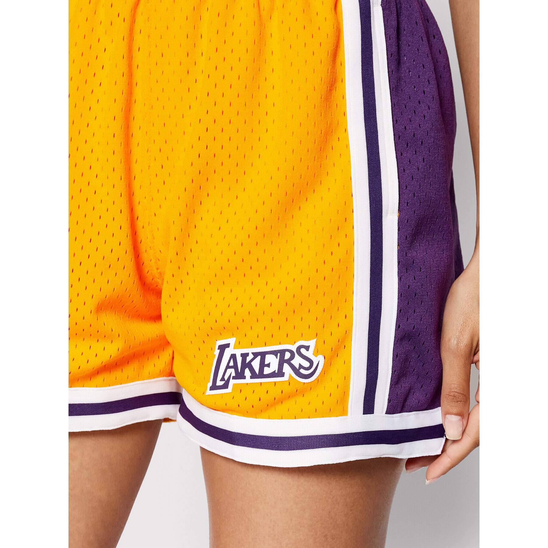 Mitchell & Ness Спортни шорти SHOREL18123 Оранжев Regular Fit - Pepit.bg