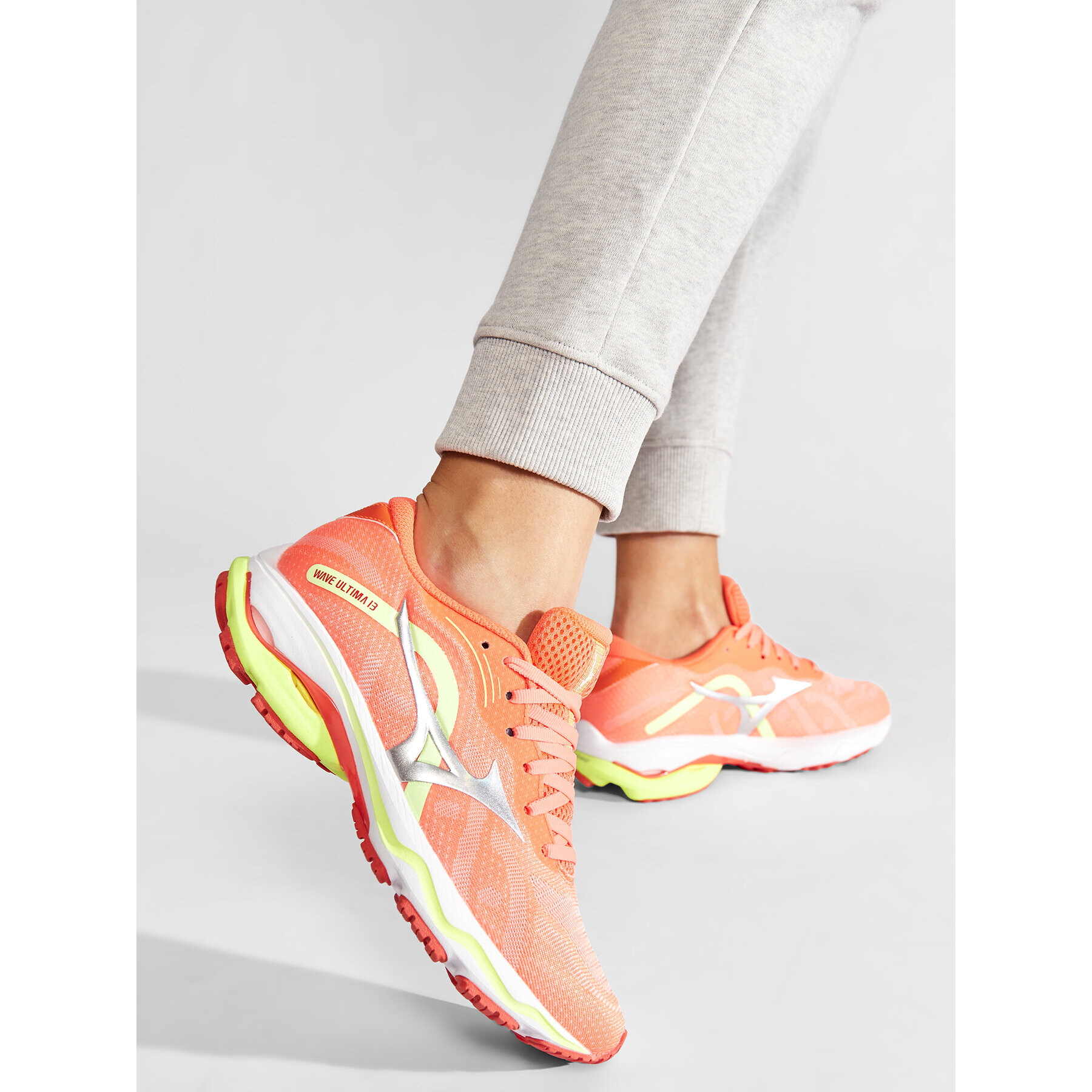Mizuno Обувки Wave Ultra 13 J1GD2218 Оранжев - Pepit.bg