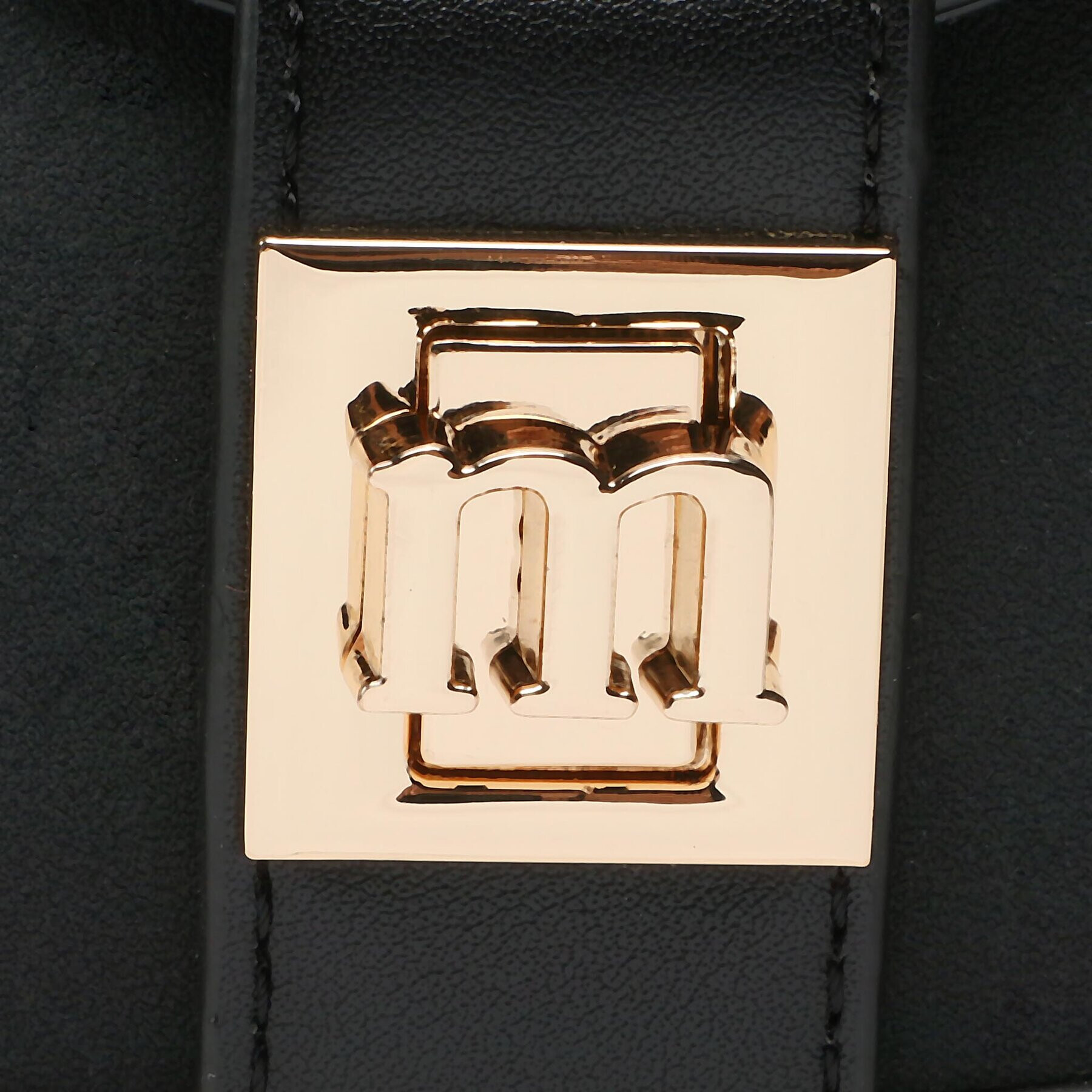 Monnari Дамска чанта BAG0200-020 Черен - Pepit.bg