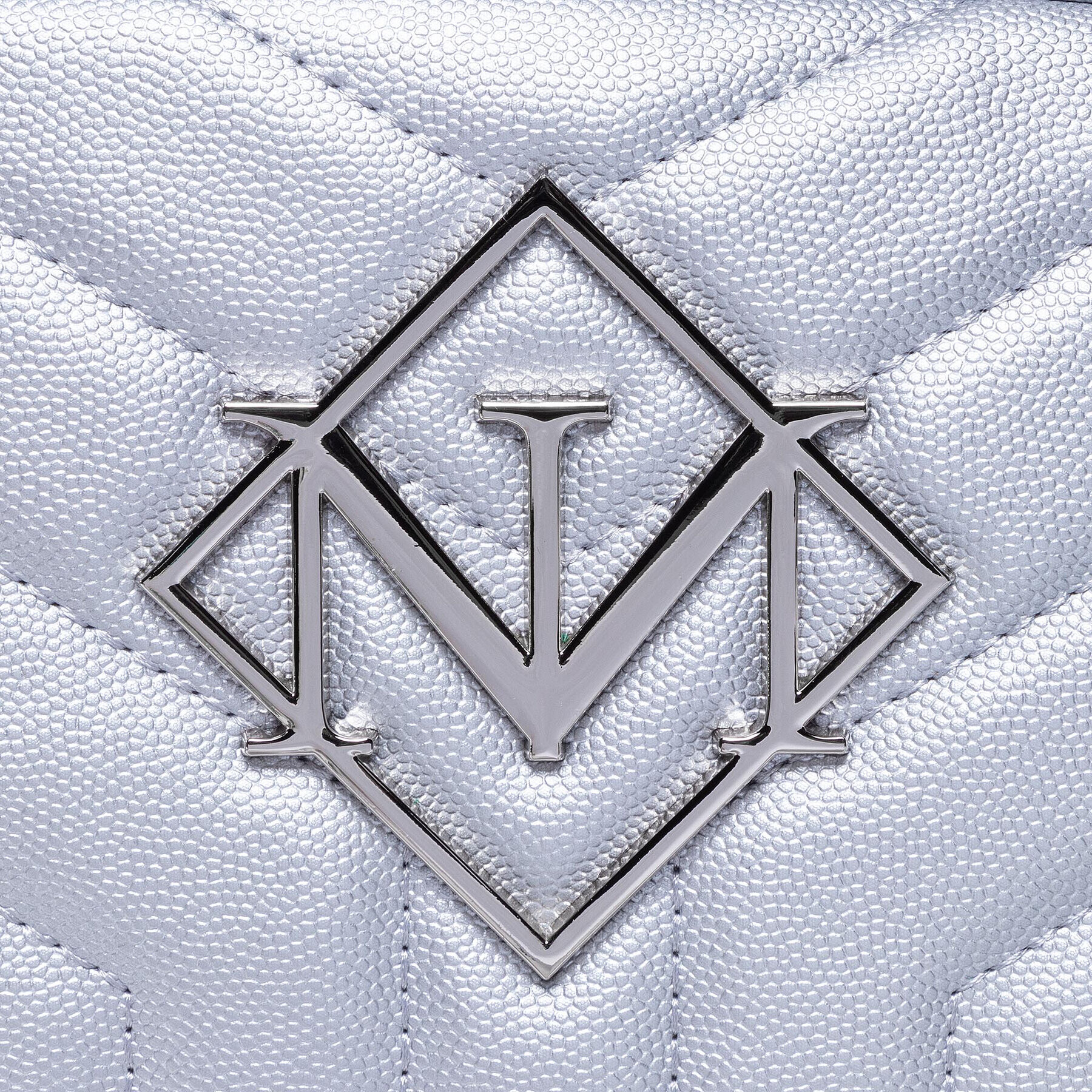 Monnari Дамска чанта BAG0350-022 Сребрист - Pepit.bg