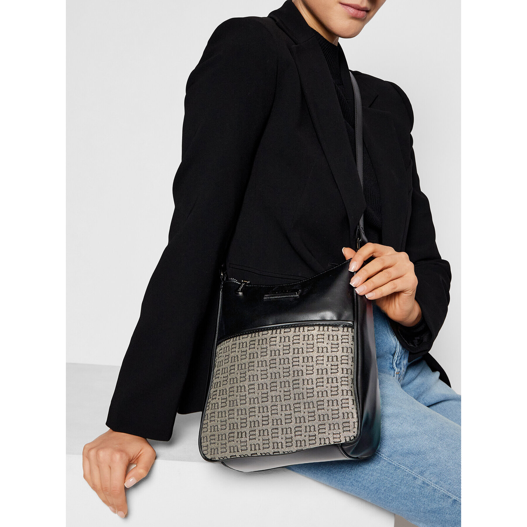 Monnari Дамска чанта BAG0460-020 Черен - Pepit.bg