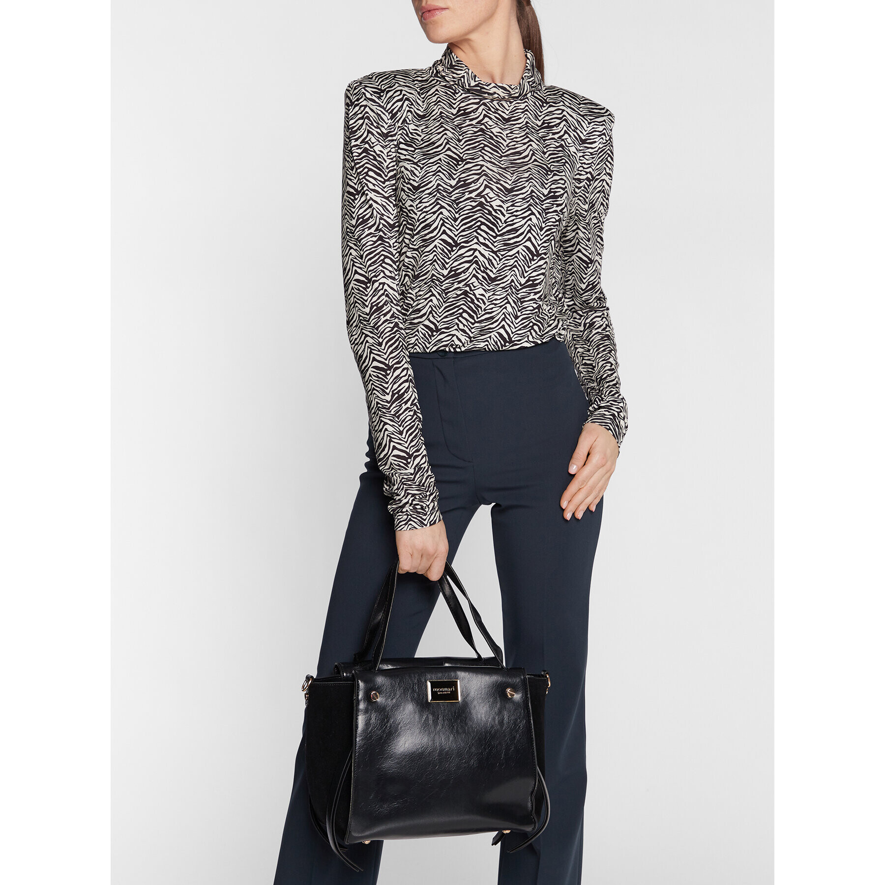 Monnari Дамска чанта BAG0590-020 Черен - Pepit.bg