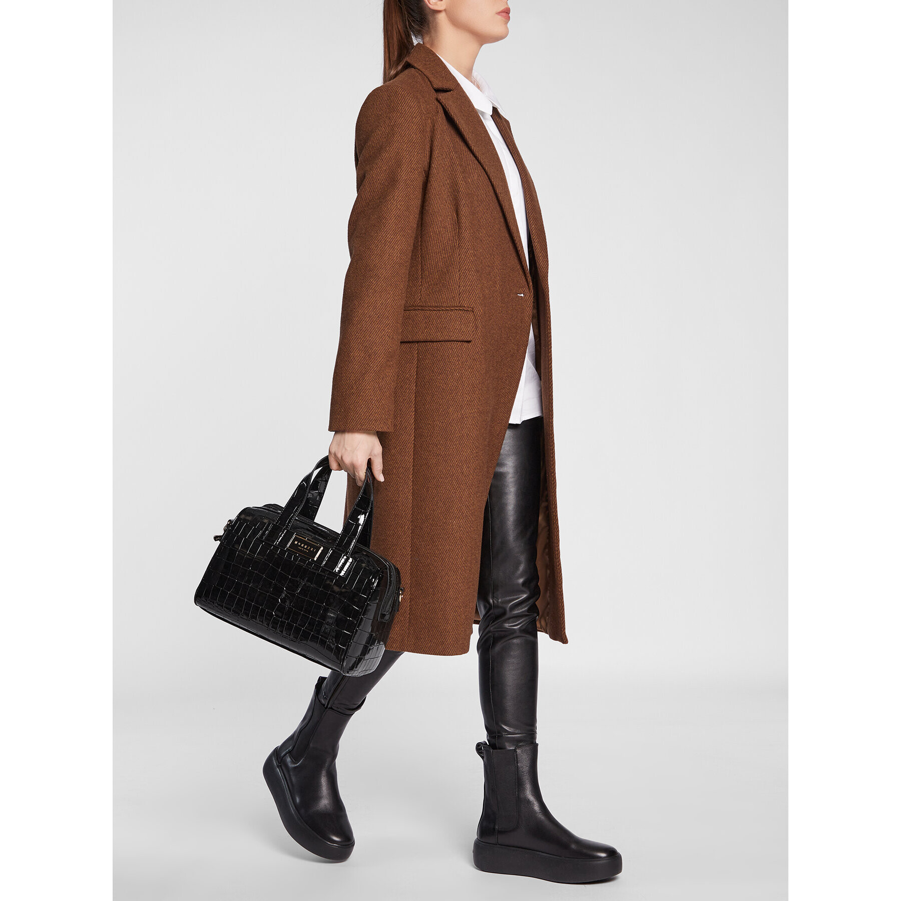 Monnari Дамска чанта BAG0710-M20 Черен - Pepit.bg