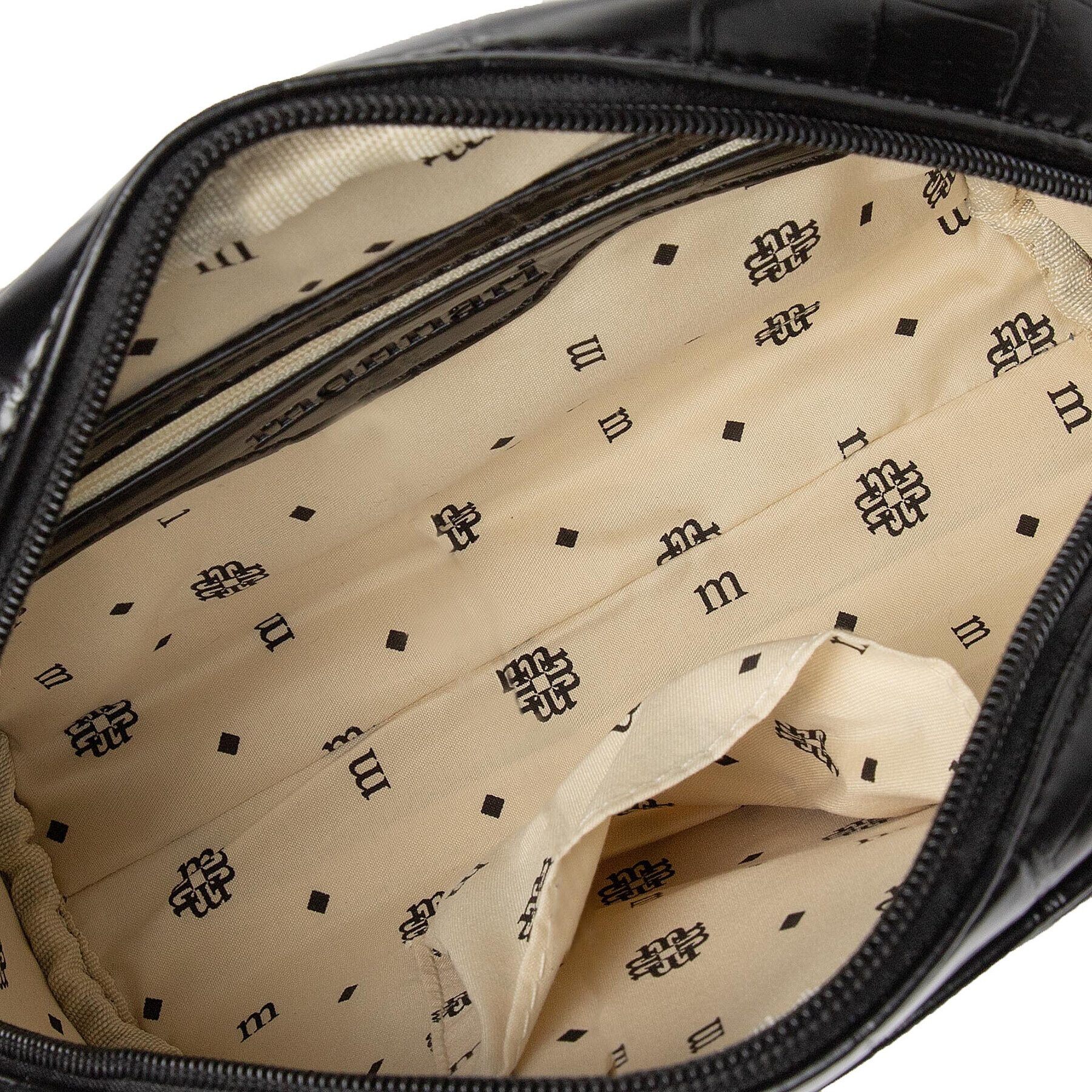 Monnari Дамска чанта BAG0940-020 Черен - Pepit.bg