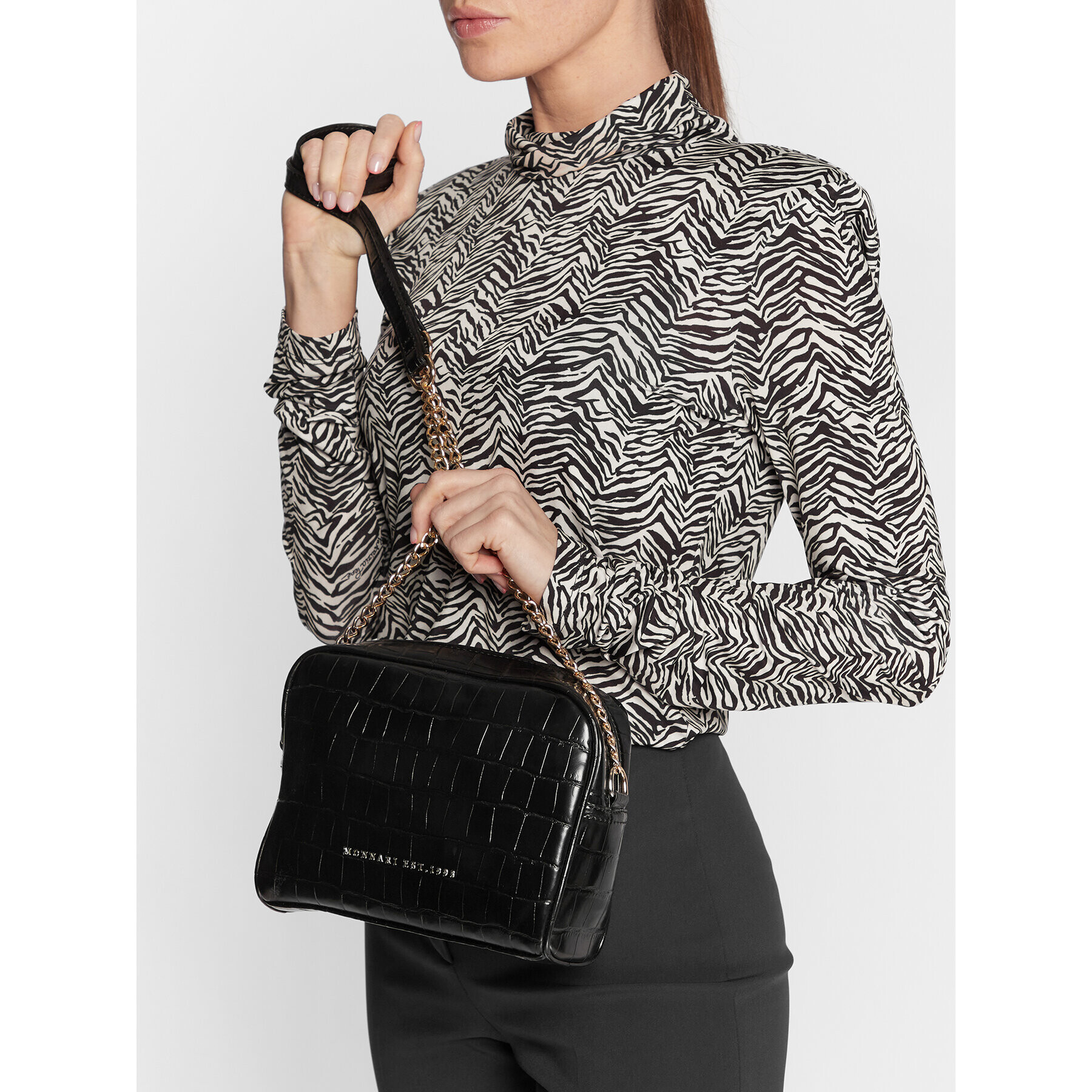 Monnari Дамска чанта BAG0940-020 Черен - Pepit.bg