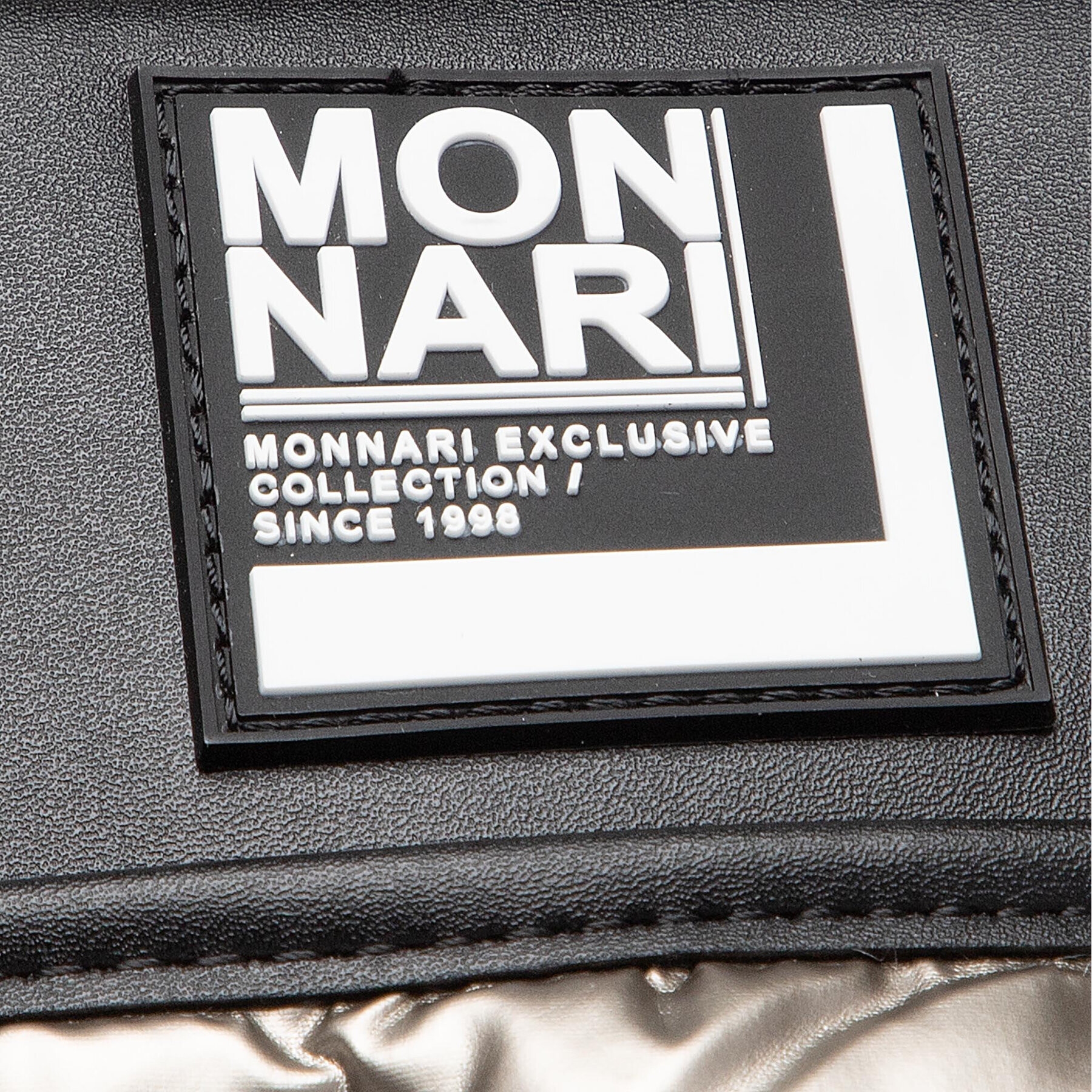 Monnari Дамска чанта BAG1000-M19 Сребрист - Pepit.bg