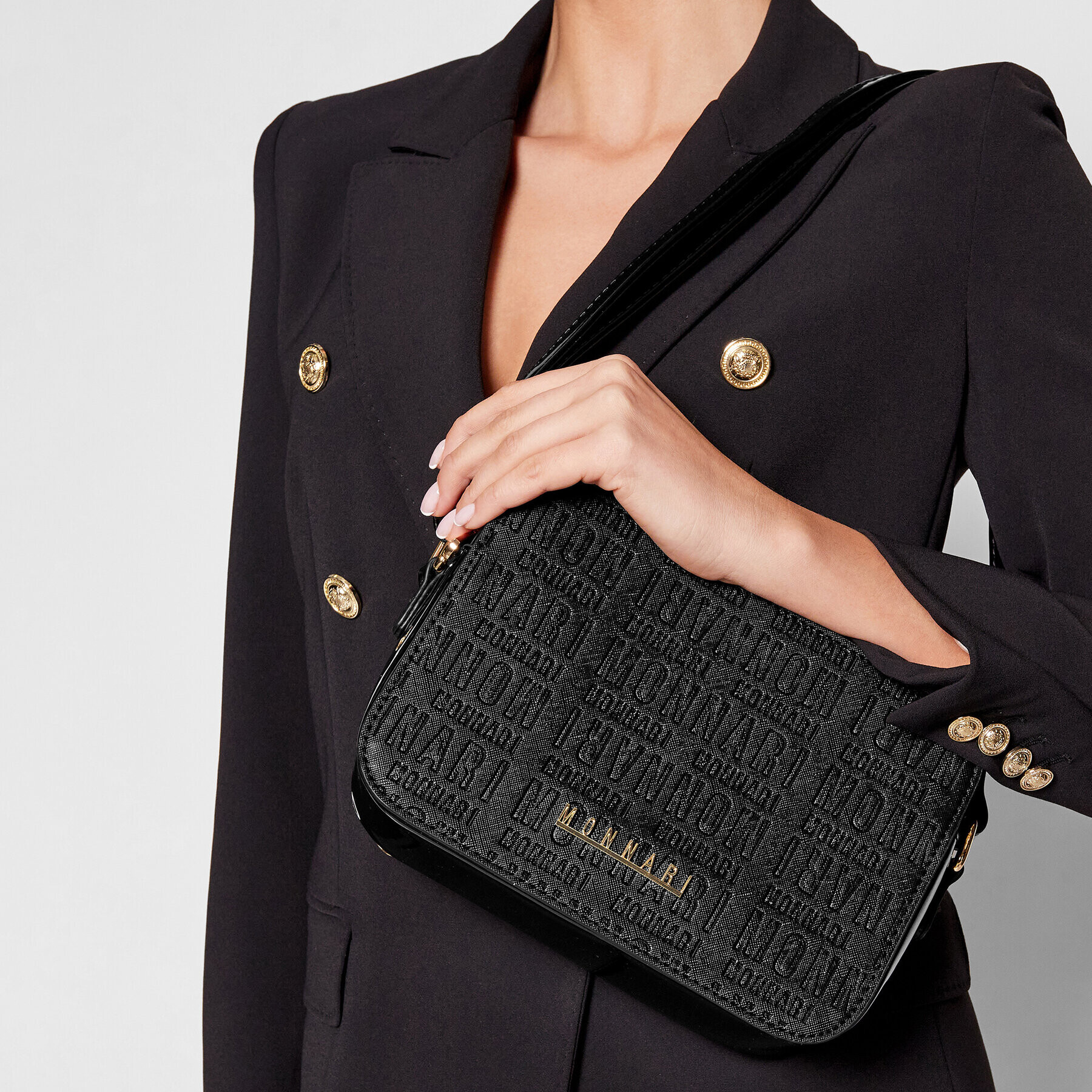 Monnari Дамска чанта BAG1760-020 Черен - Pepit.bg