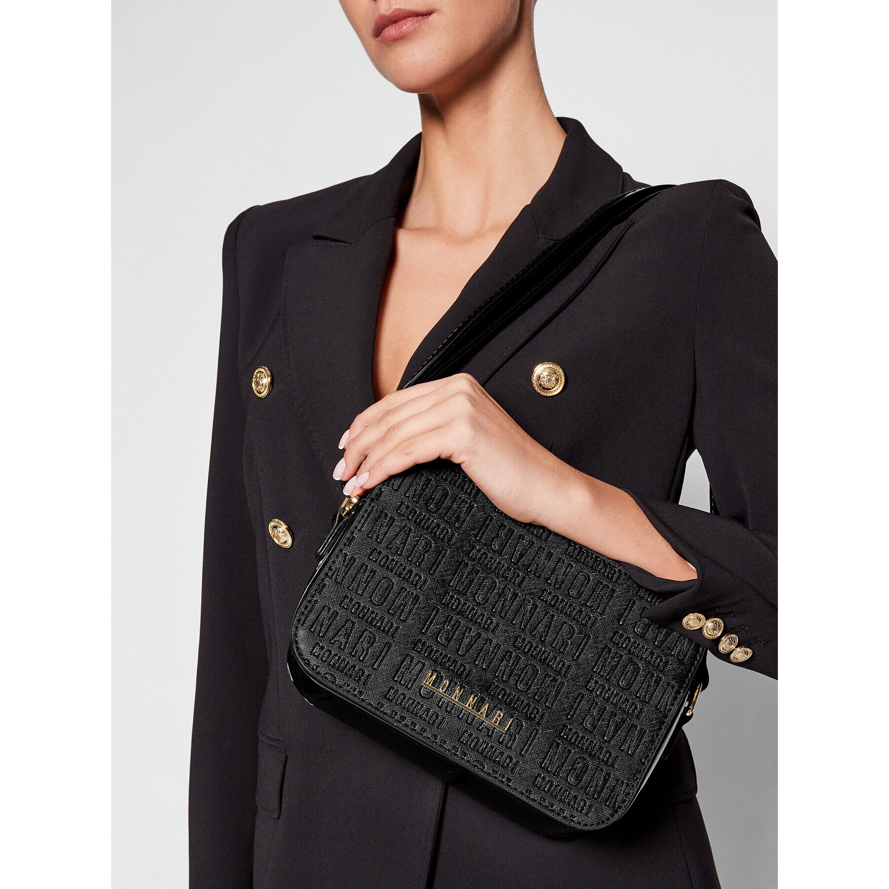 Monnari Дамска чанта BAG1760-020 Черен - Pepit.bg