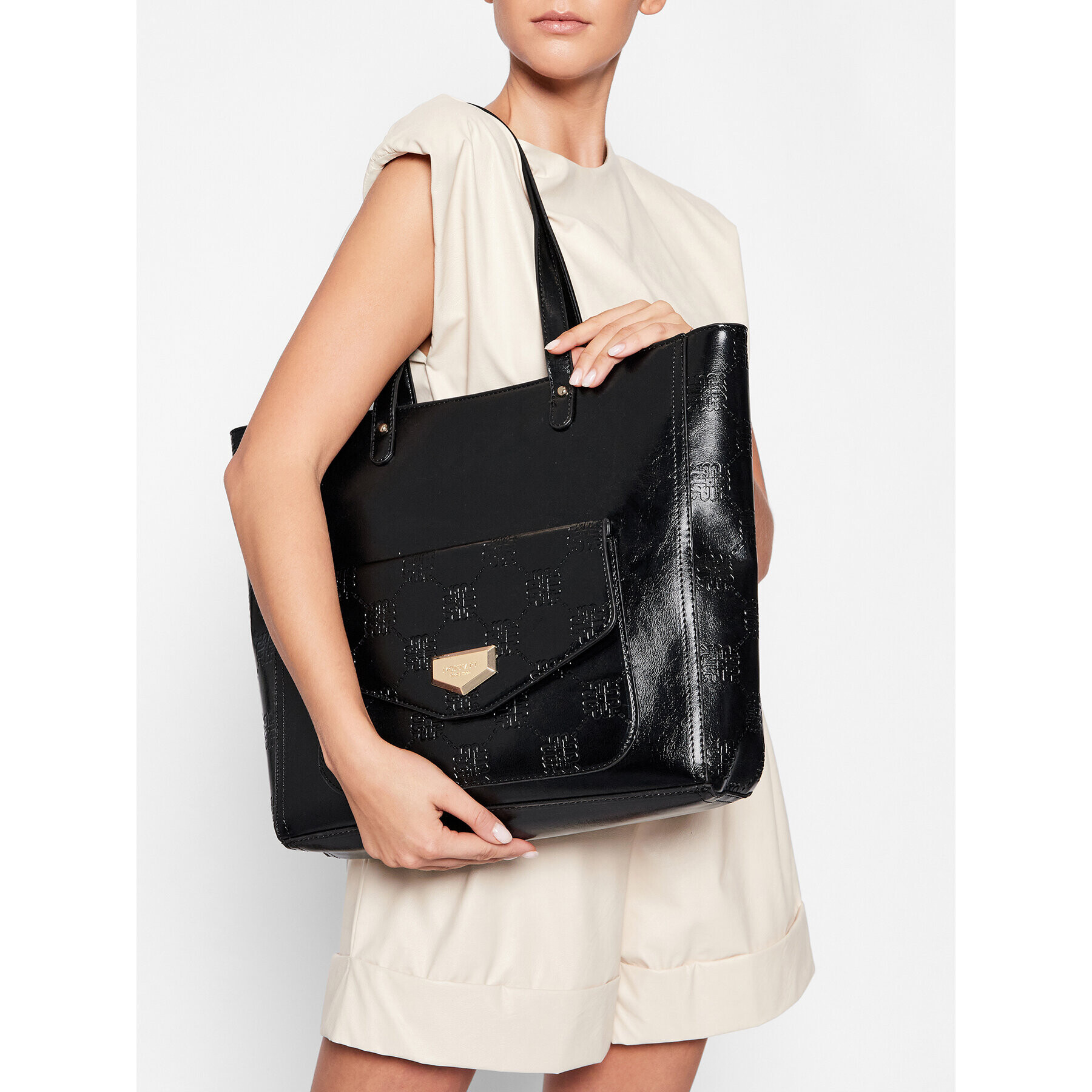 Monnari Дамска чанта BAG2350-020 Черен - Pepit.bg