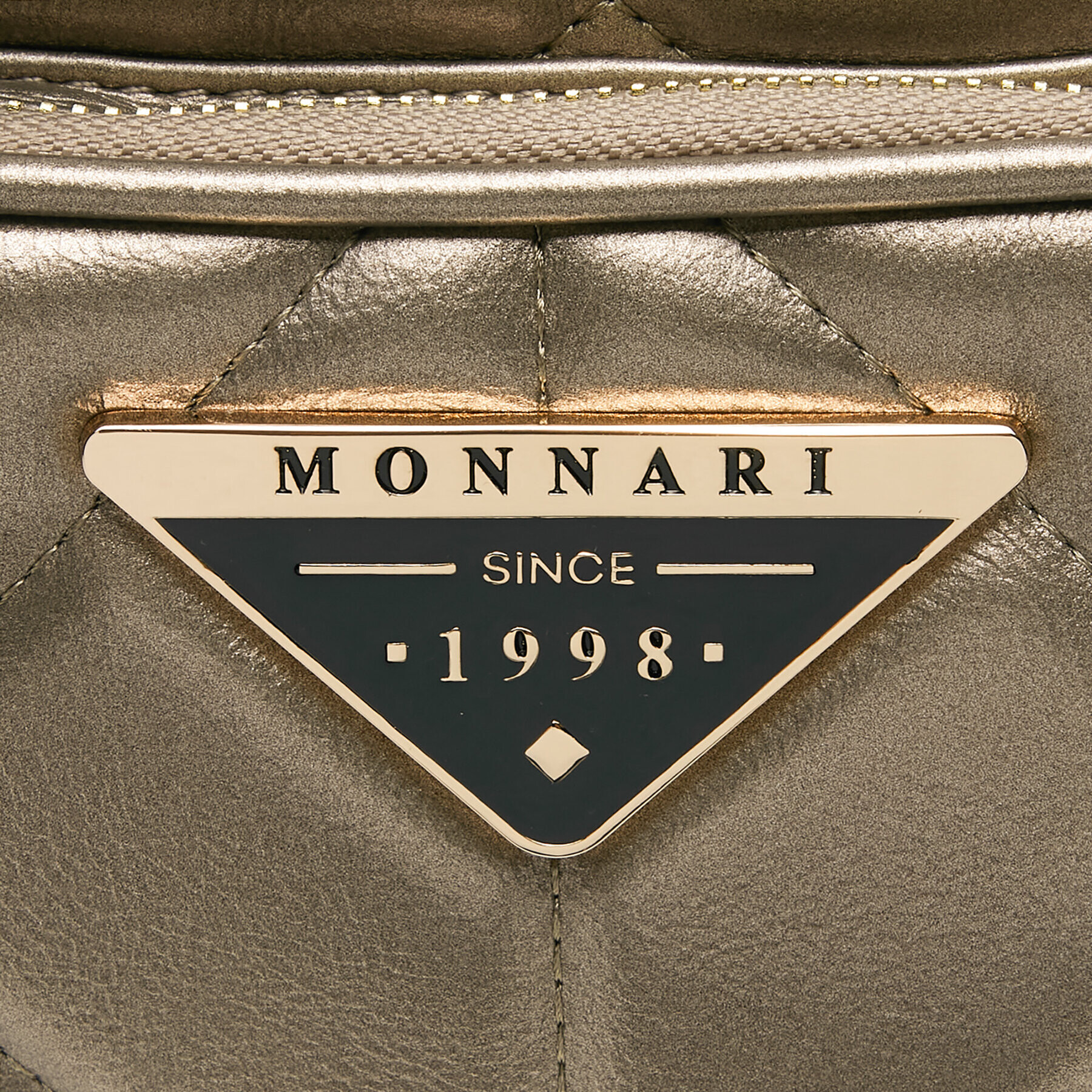 Monnari Дамска чанта BAG3980-M23 Златист - Pepit.bg