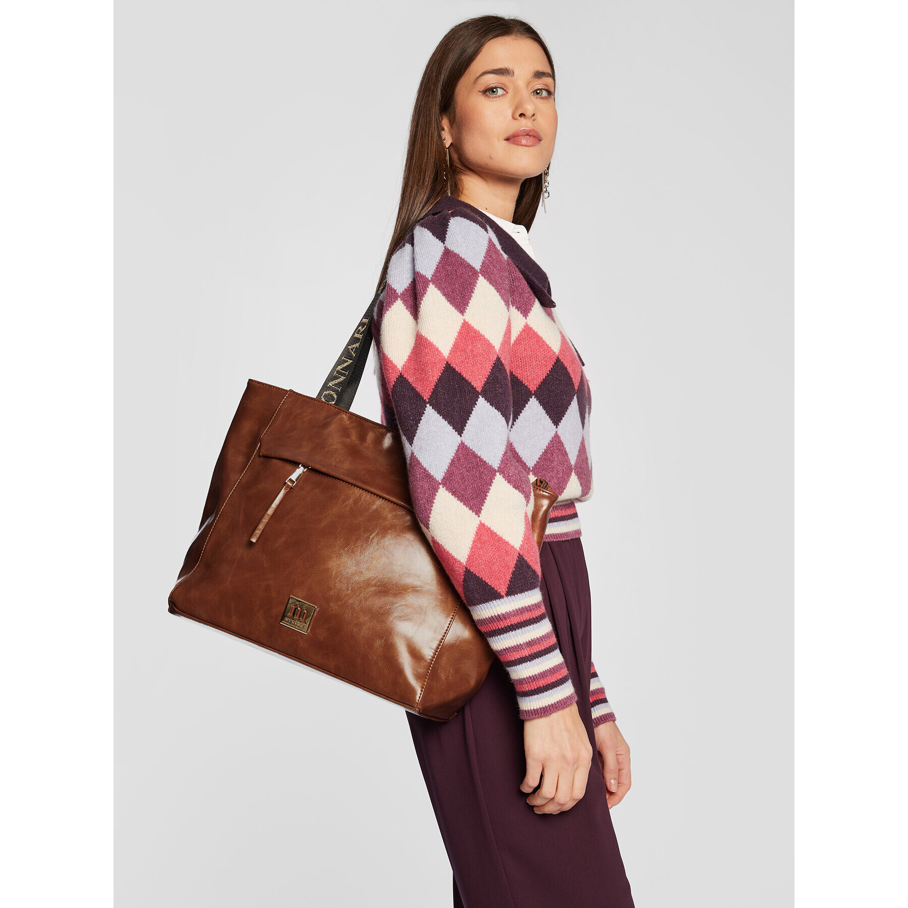Monnari Дамска чанта BAG5010-017 Кафяв - Pepit.bg