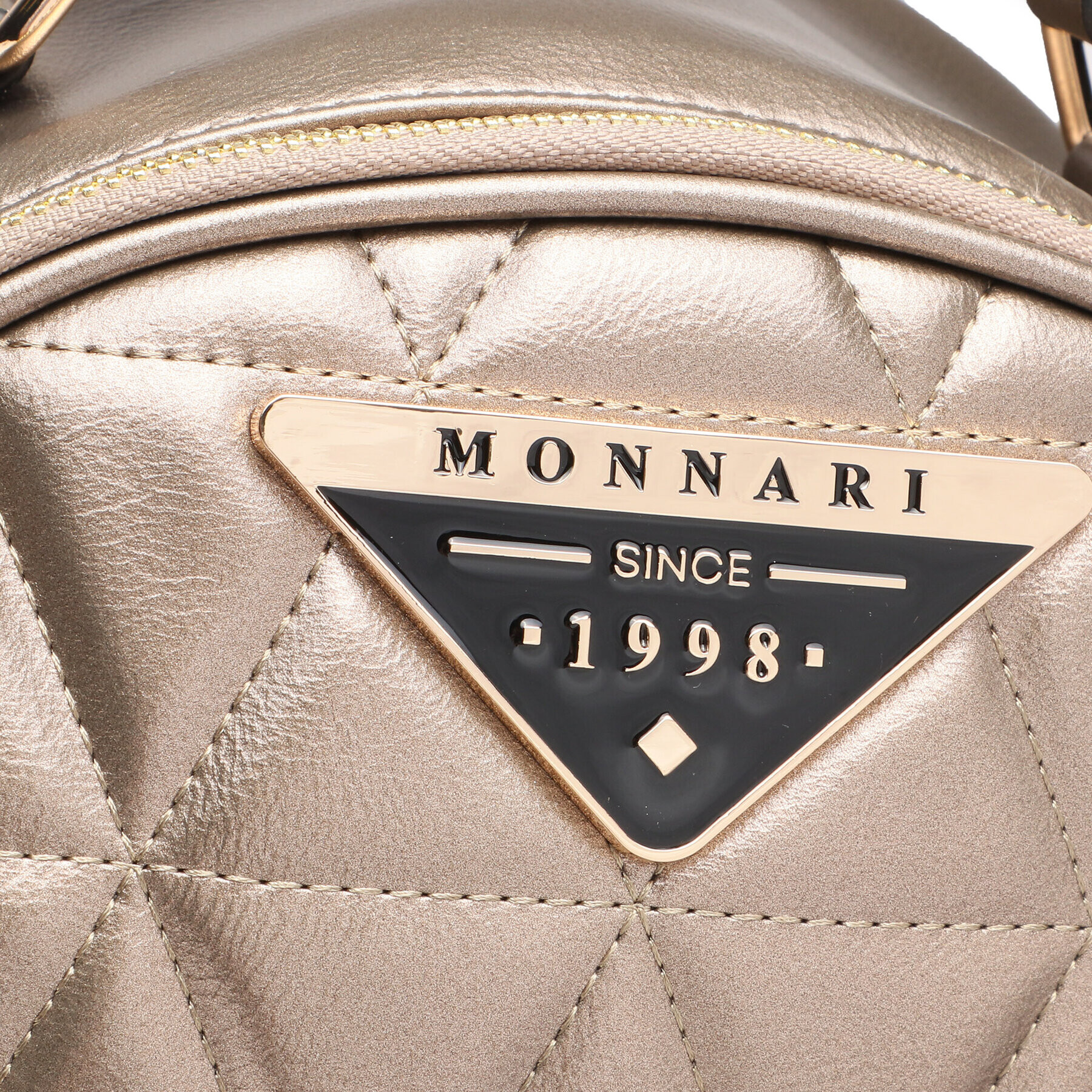 Monnari Раница BAG4040-M23 Златист - Pepit.bg