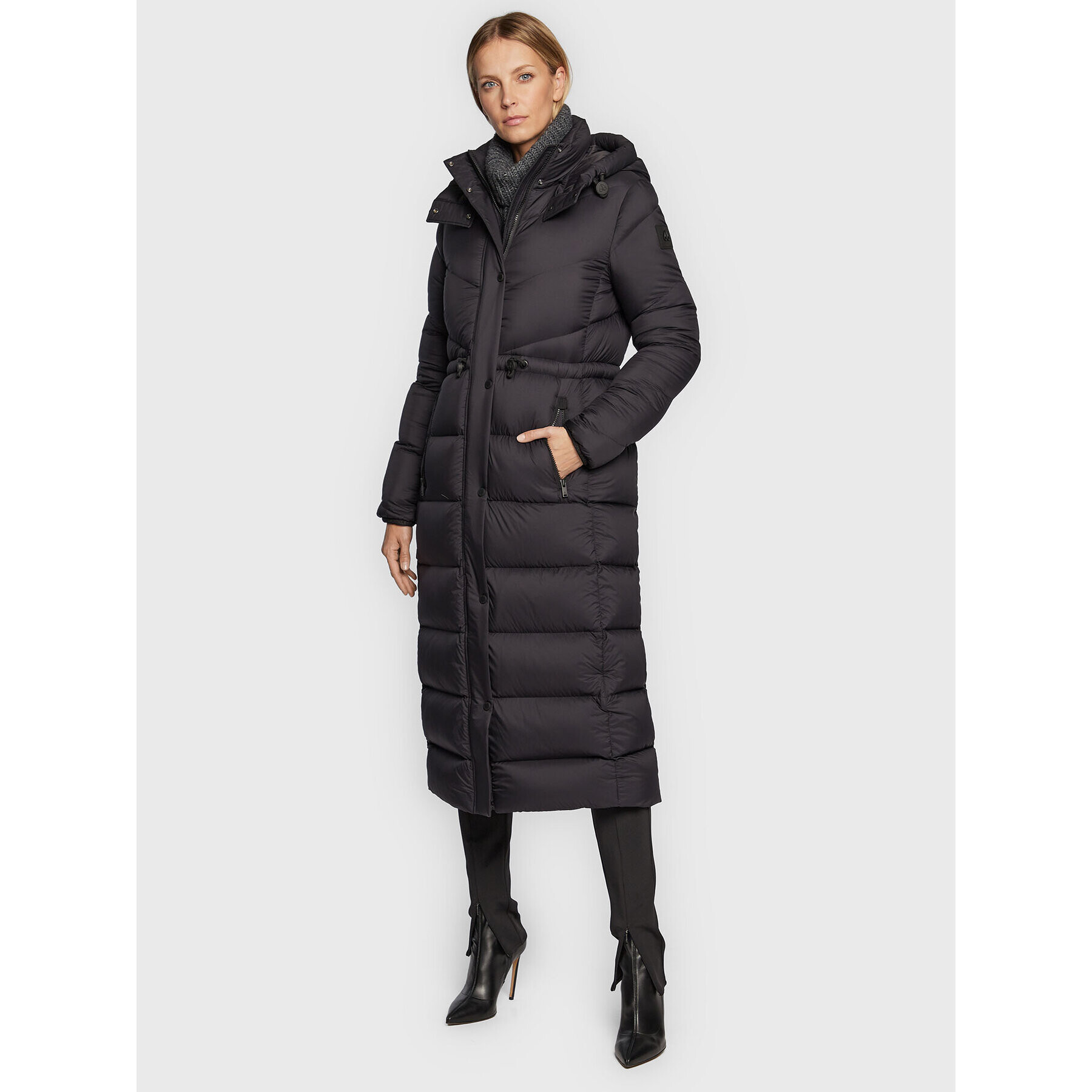 Moose Knuckles Пухено яке Belle M32LP240 Черен Slim Fit - Pepit.bg
