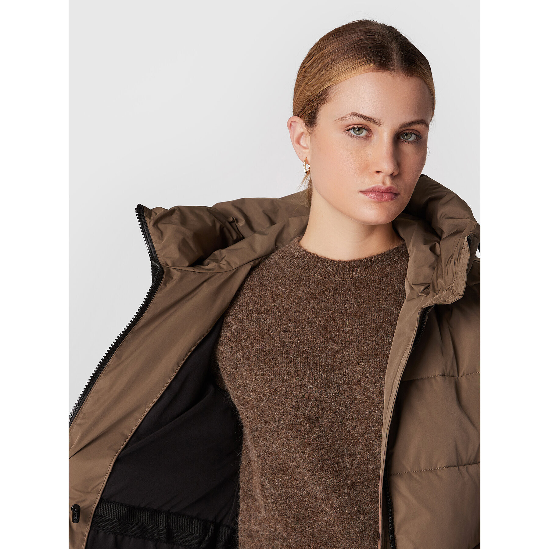 Moss Copenhagen Пухено яке Pavinaria 17220 Кафяв Regular Fit - Pepit.bg