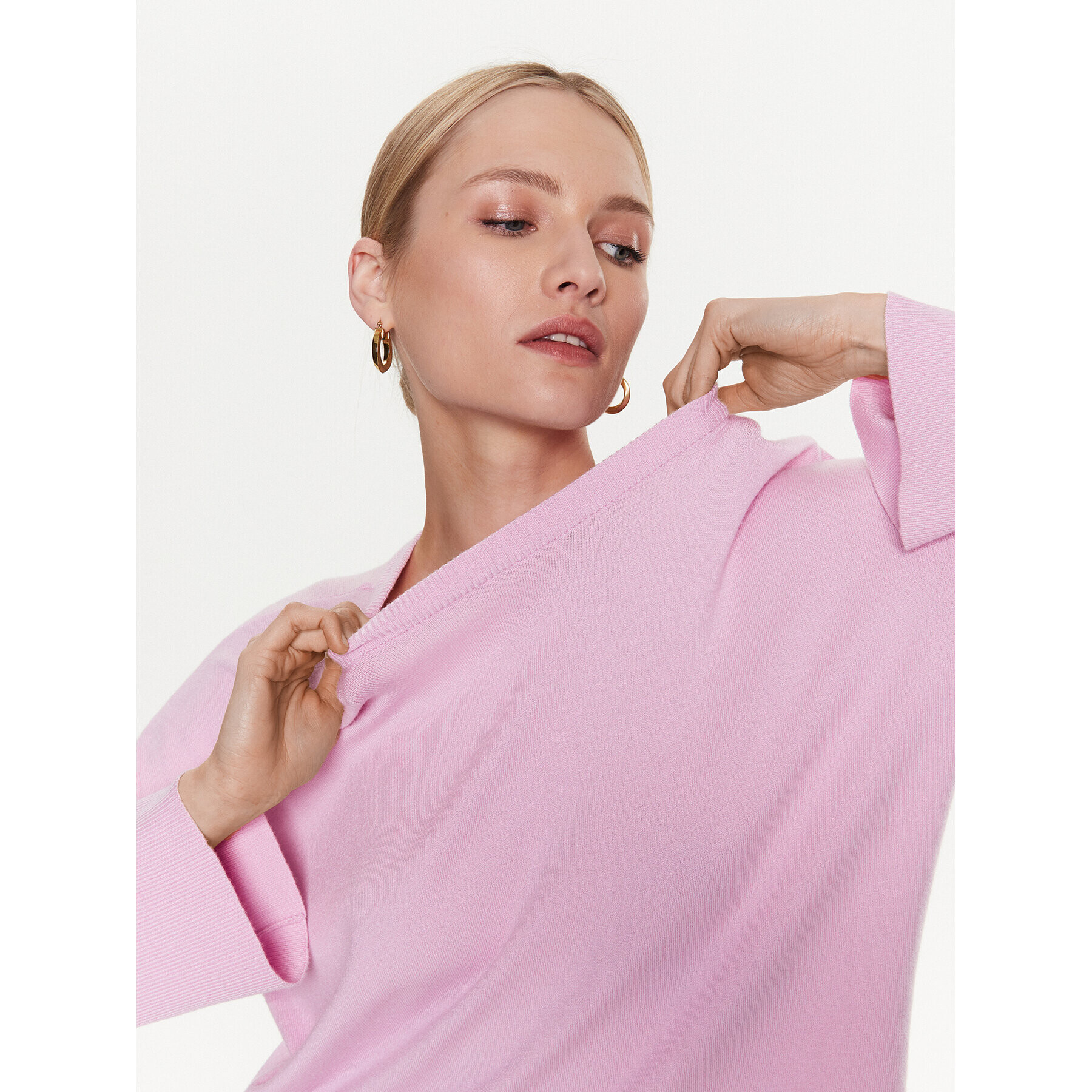 Moss Copenhagen Пуловер Dalinda 17430 Розов Relaxed Fit - Pepit.bg