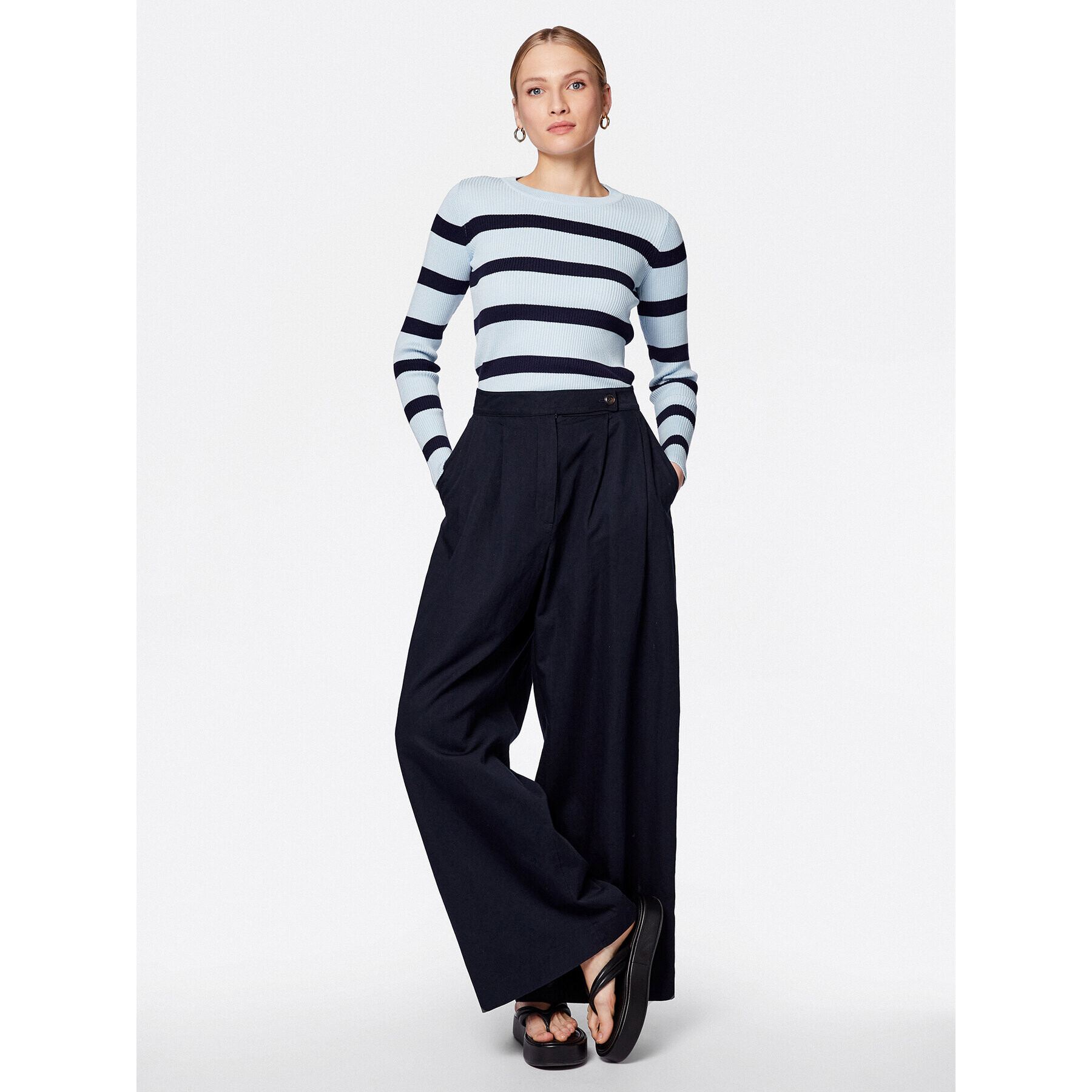 Moss Copenhagen Пуловер Harike 16024 Син Slim Fit - Pepit.bg