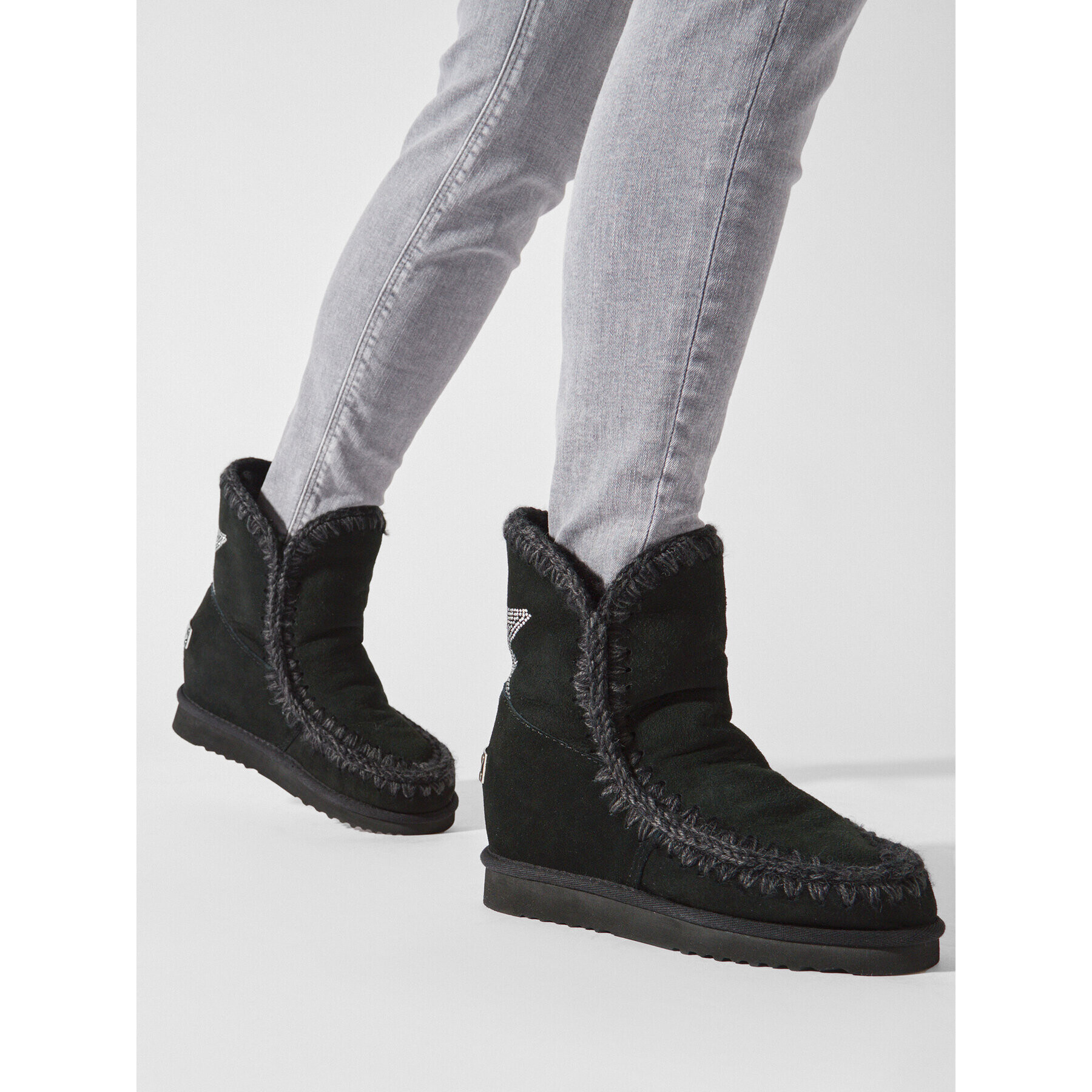 Mou Апрески Inner Wedge FW121049A Черен - Pepit.bg