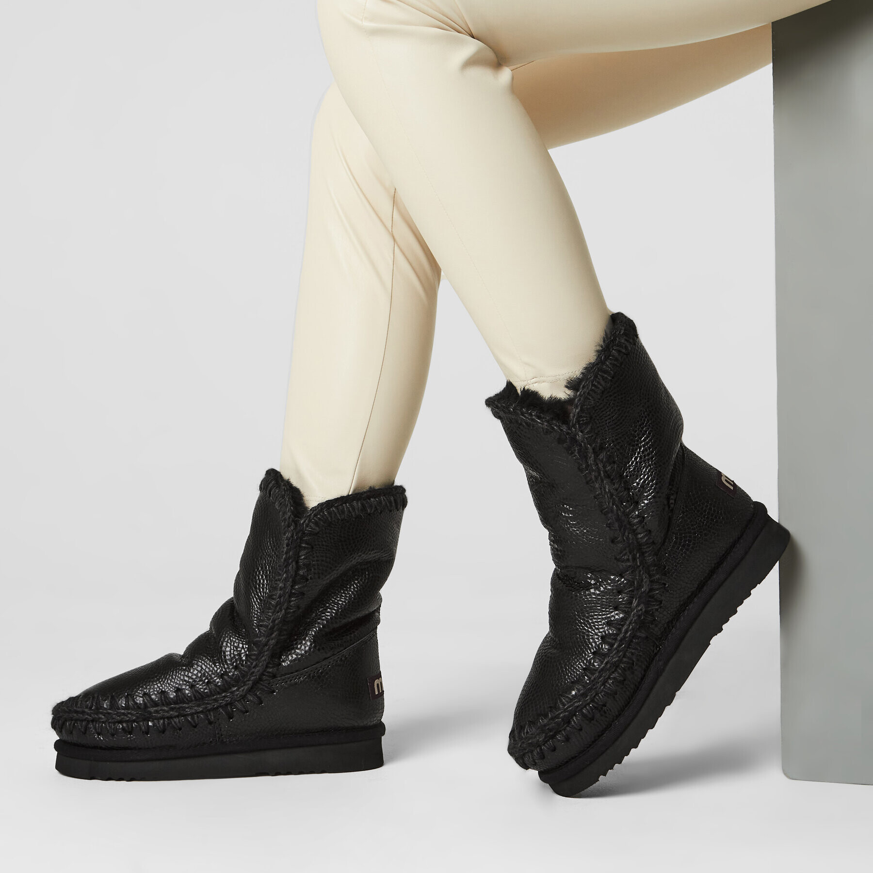 Mou Обувки Eskimo Boot 24 FW101000B Черен - Pepit.bg