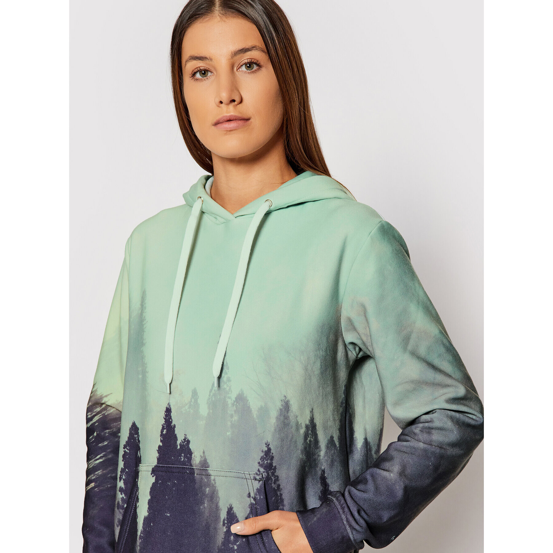 Mr. GUGU & Miss GO Суитшърт Unisex Old Forest Зелен Regular Fit - Pepit.bg