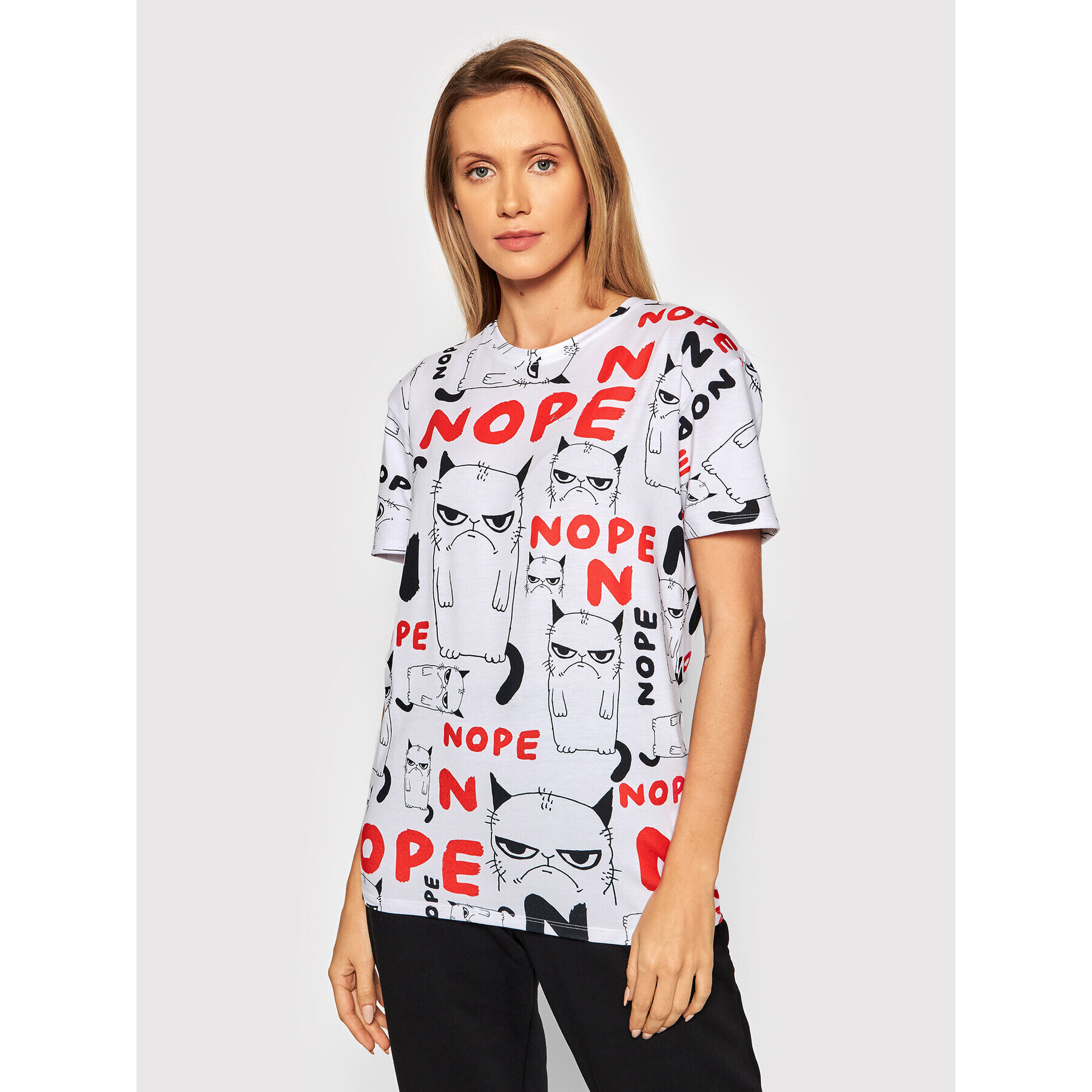 Mr. GUGU & Miss GO Тишърт Unisex Grumpy Nope Бял Regular Fit - Pepit.bg