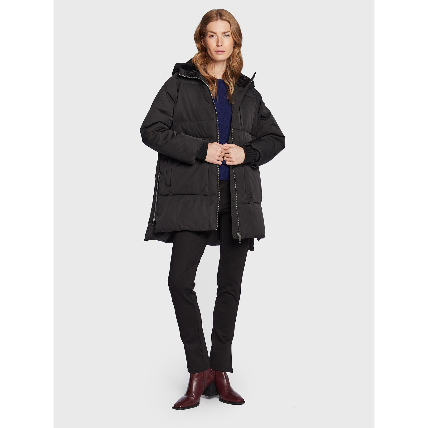 Moss Copenhagen Пухено яке Pavinaria 16674 Черен Regular Fit - Pepit.bg
