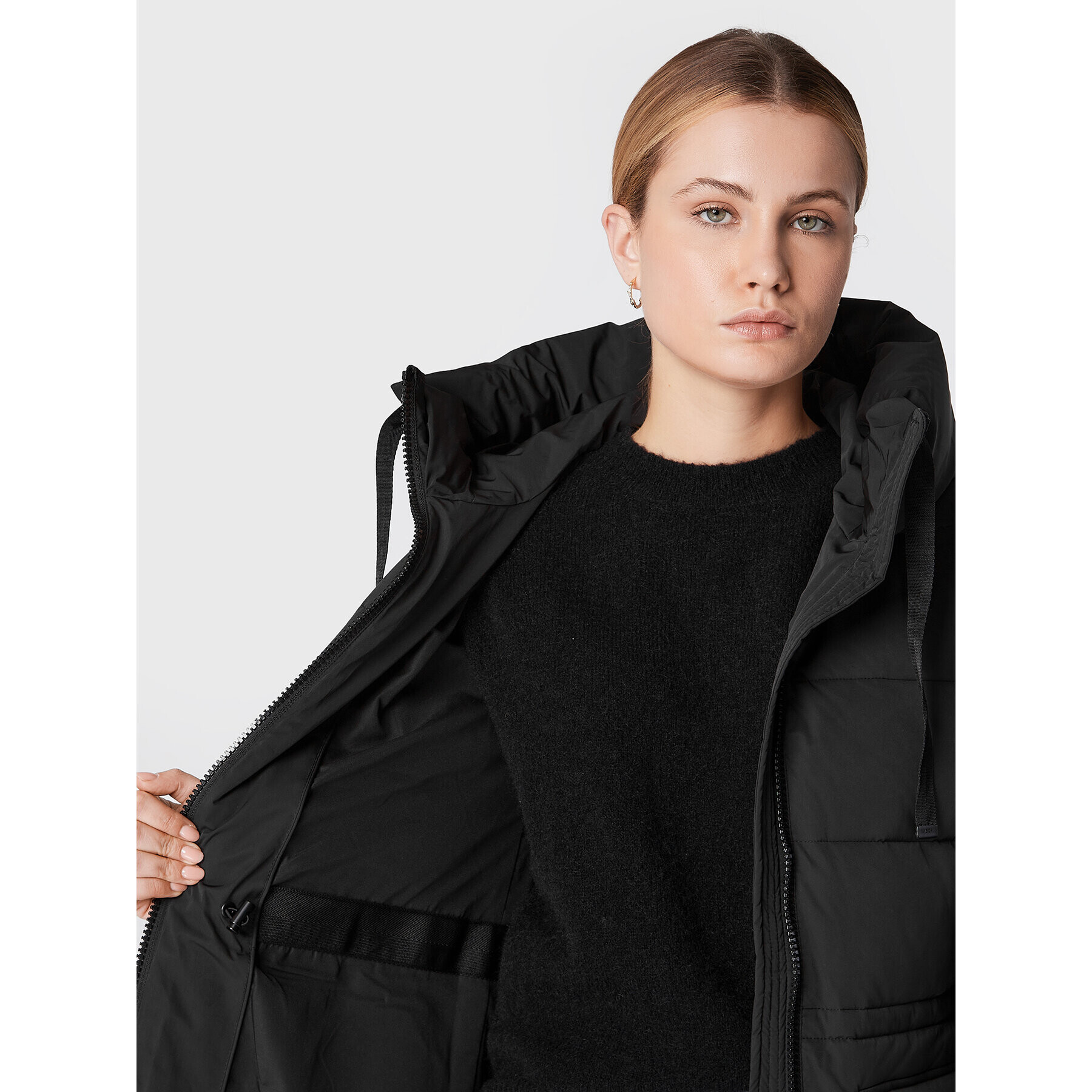 Moss Copenhagen Пухено яке Pavinaria 17220 Черен Regular Fit - Pepit.bg