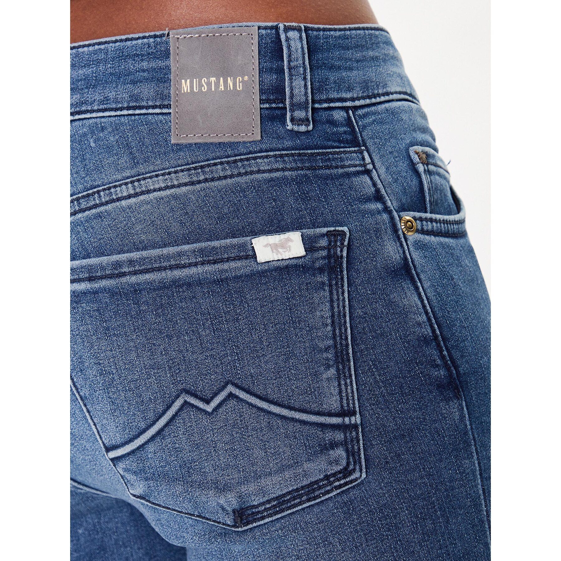 Mustang Блуза Anne 1013619 Черен Slim Fit - Pepit.bg