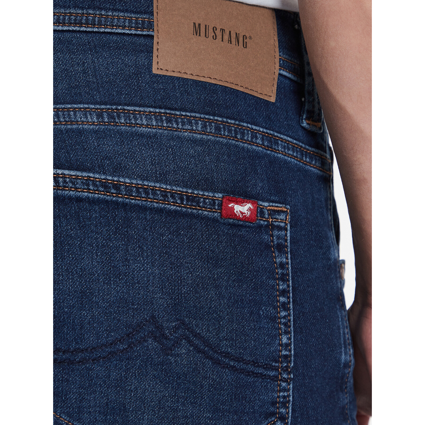 Mustang Дънкови шорти Chicago 1013433 Тъмносин Regular Fit - Pepit.bg