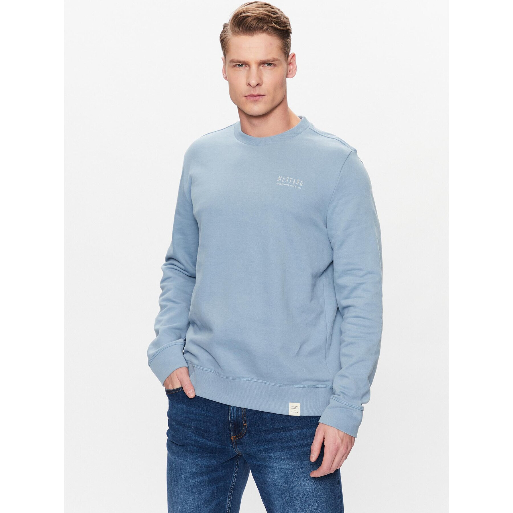 Mustang Суитшърт Ben 1013502 Син Regular Fit - Pepit.bg