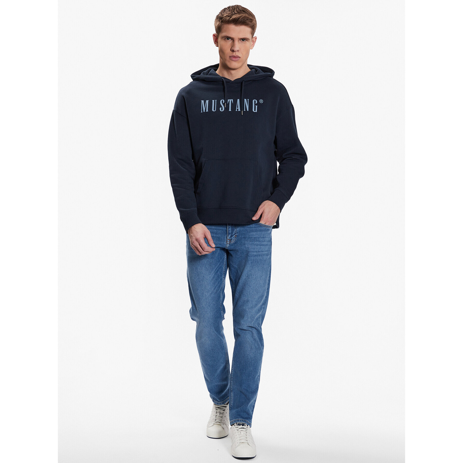 Mustang Суитшърт Bennet Modern 1013511 Тъмносин Regular Fit - Pepit.bg