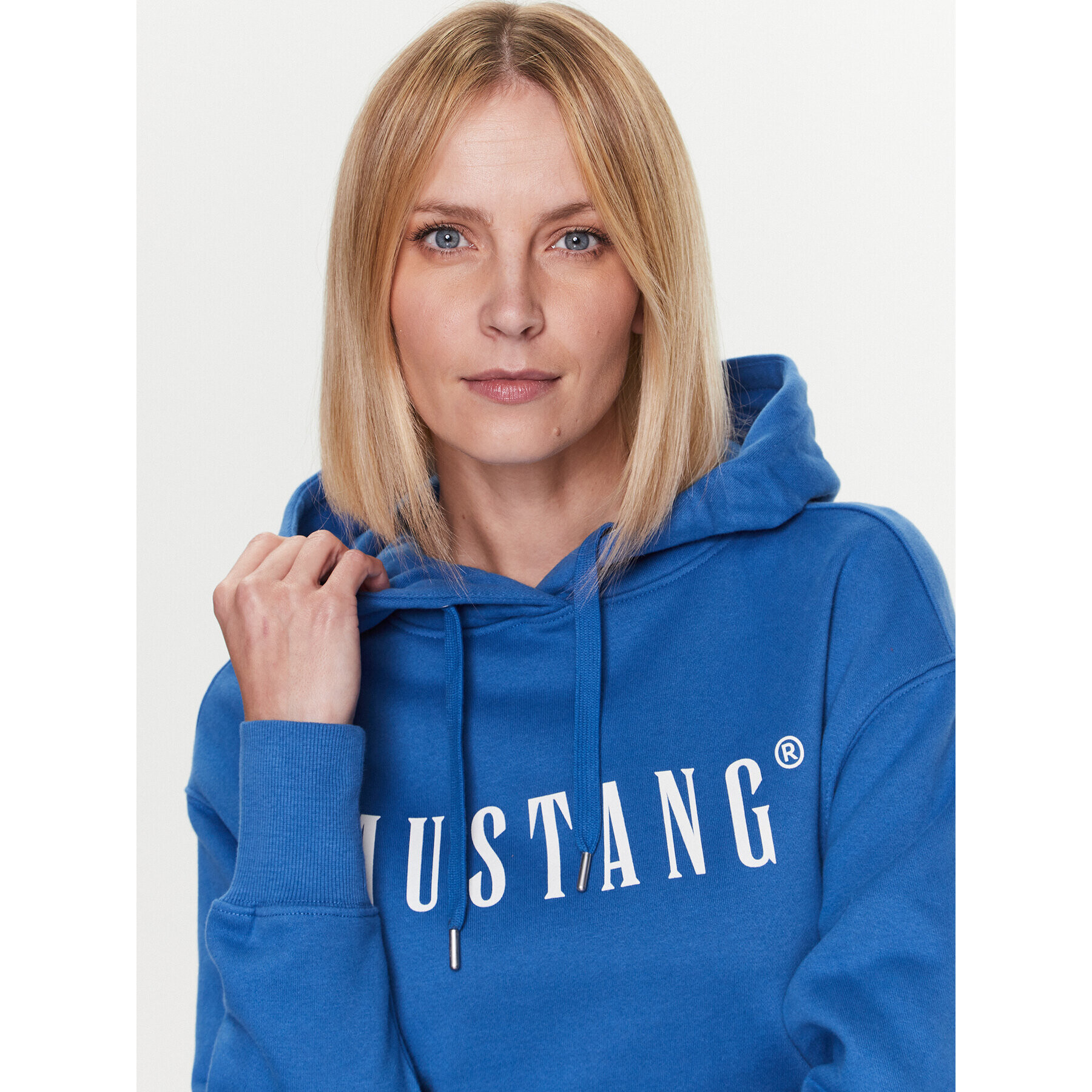 Mustang Суитшърт Bianca 1013572 Син Regular Fit - Pepit.bg