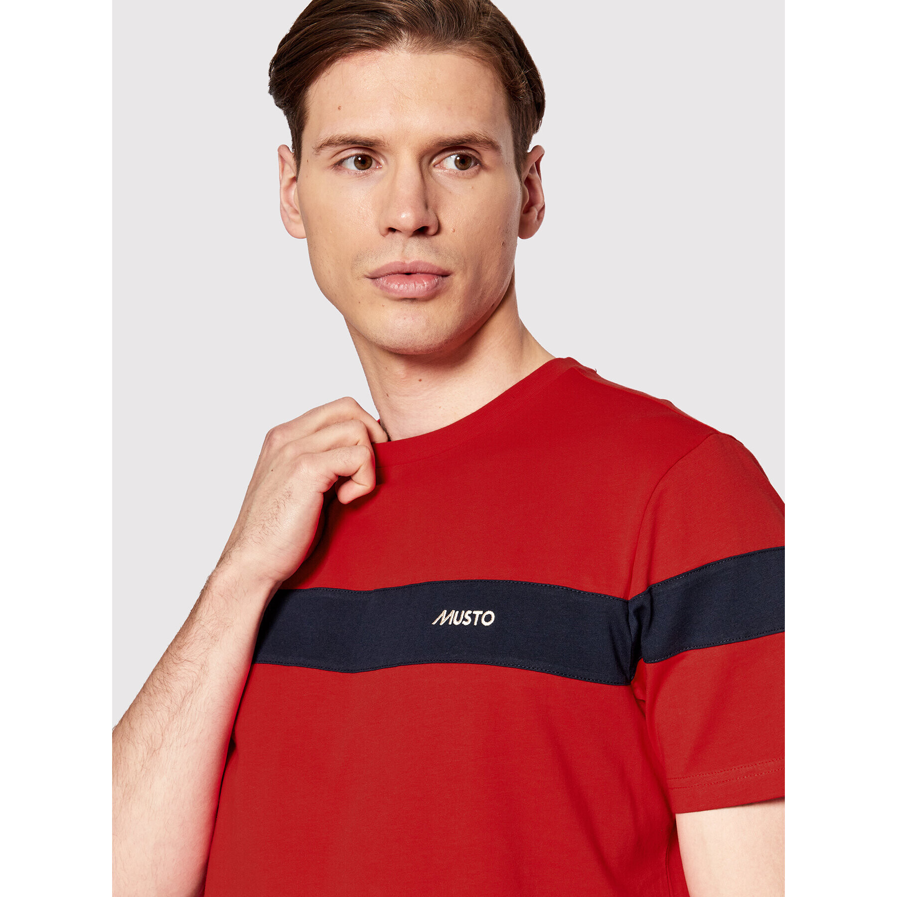 Musto Тишърт 82158 Червен Regular Fit - Pepit.bg