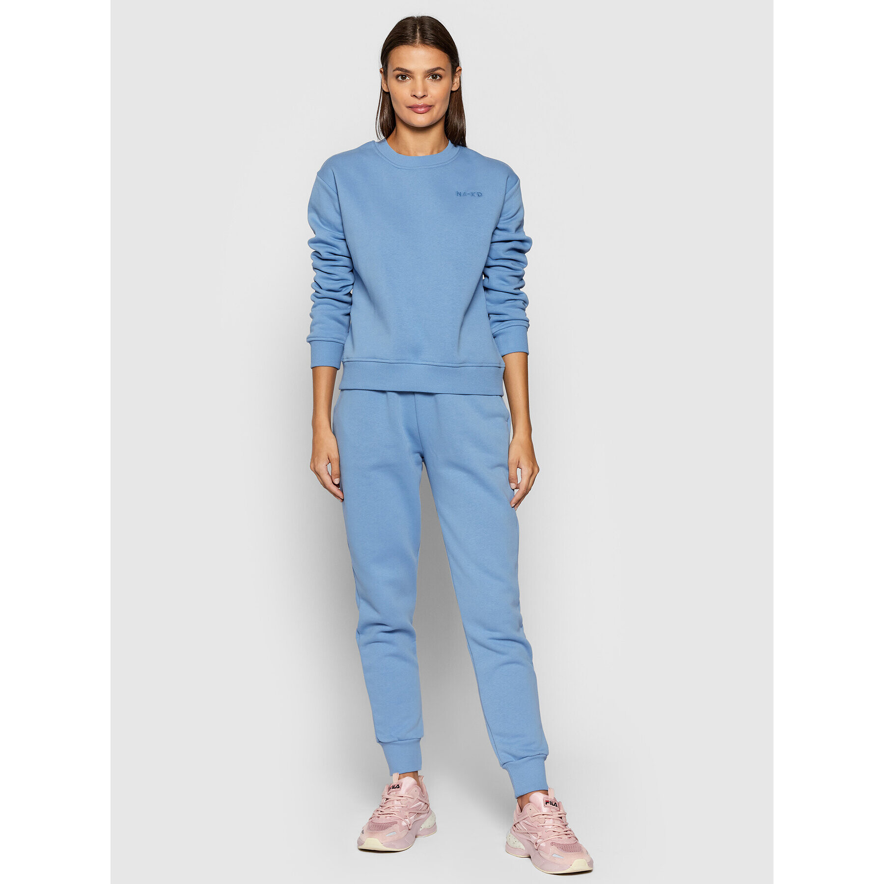 NA-KD Суитшърт Logo Basic 1044-000155-0617-003 Син Regular Fit - Pepit.bg