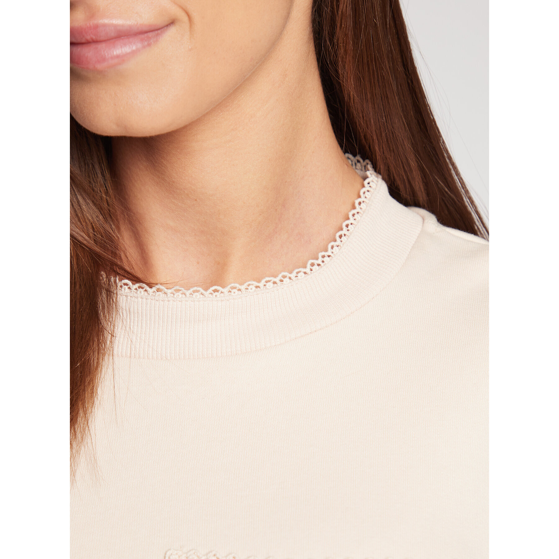 NAF NAF Суитшърт Alana THNS15A Бежов Regular Fit - Pepit.bg