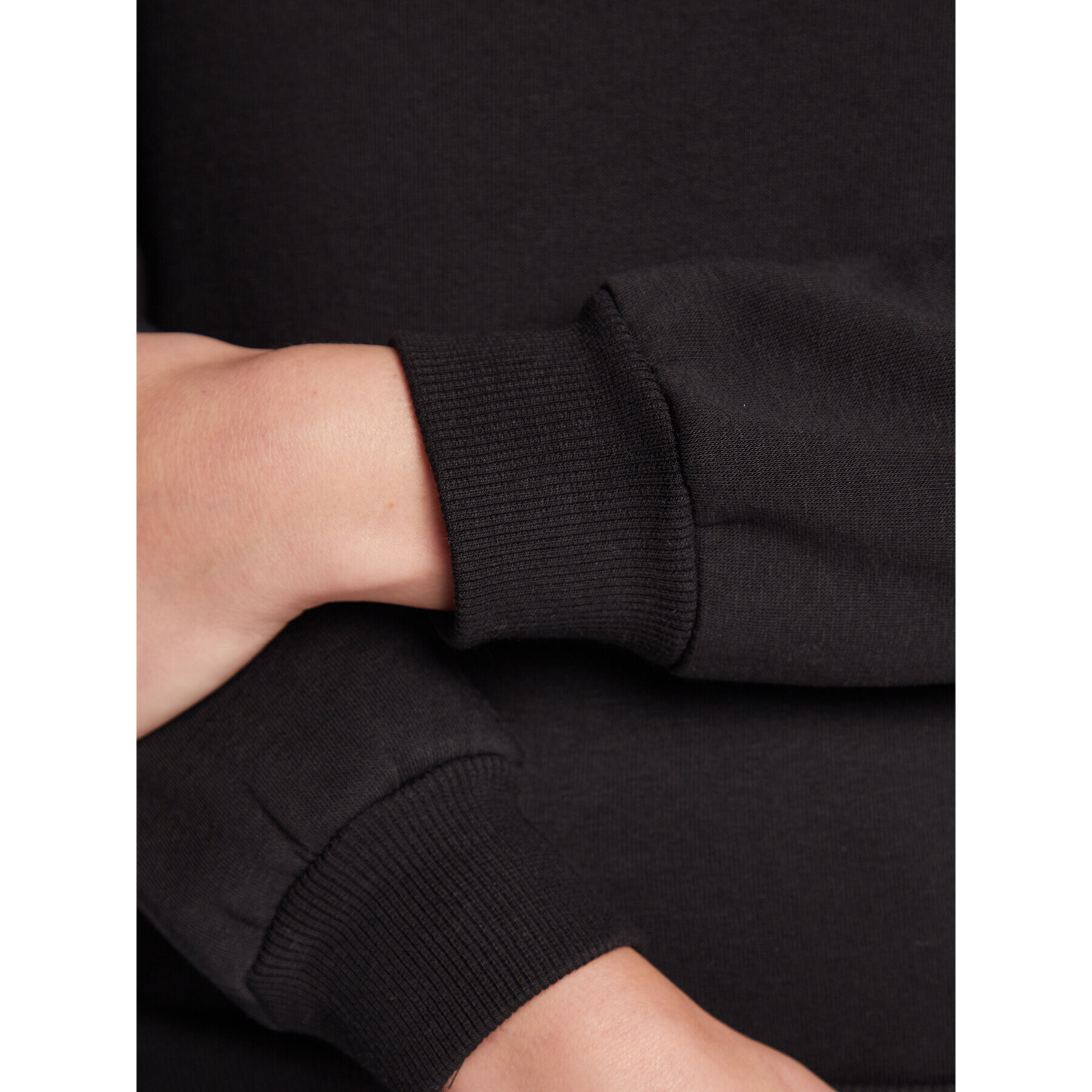 NAF NAF Суитшърт Oline THNS16A Черен Regular Fit - Pepit.bg