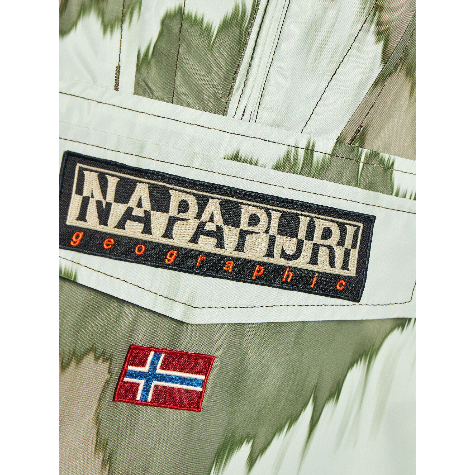 Napapijri Анорак Rainforest NP0A4GN2 Зелен Regular Fit - Pepit.bg
