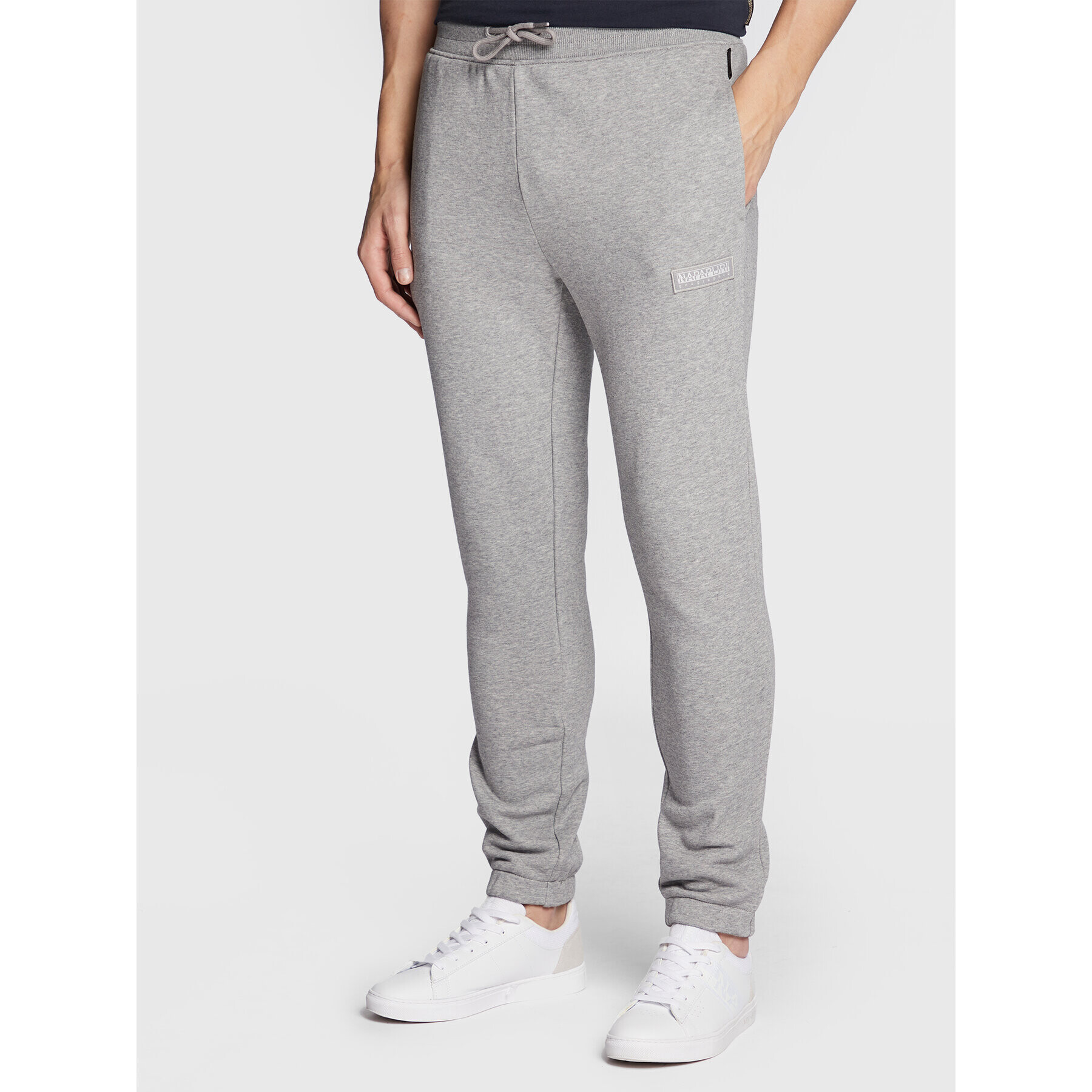 Napapijri Долнище анцуг M-Morgex 2 NP0A4GK1 Сив Regular Fit - Pepit.bg