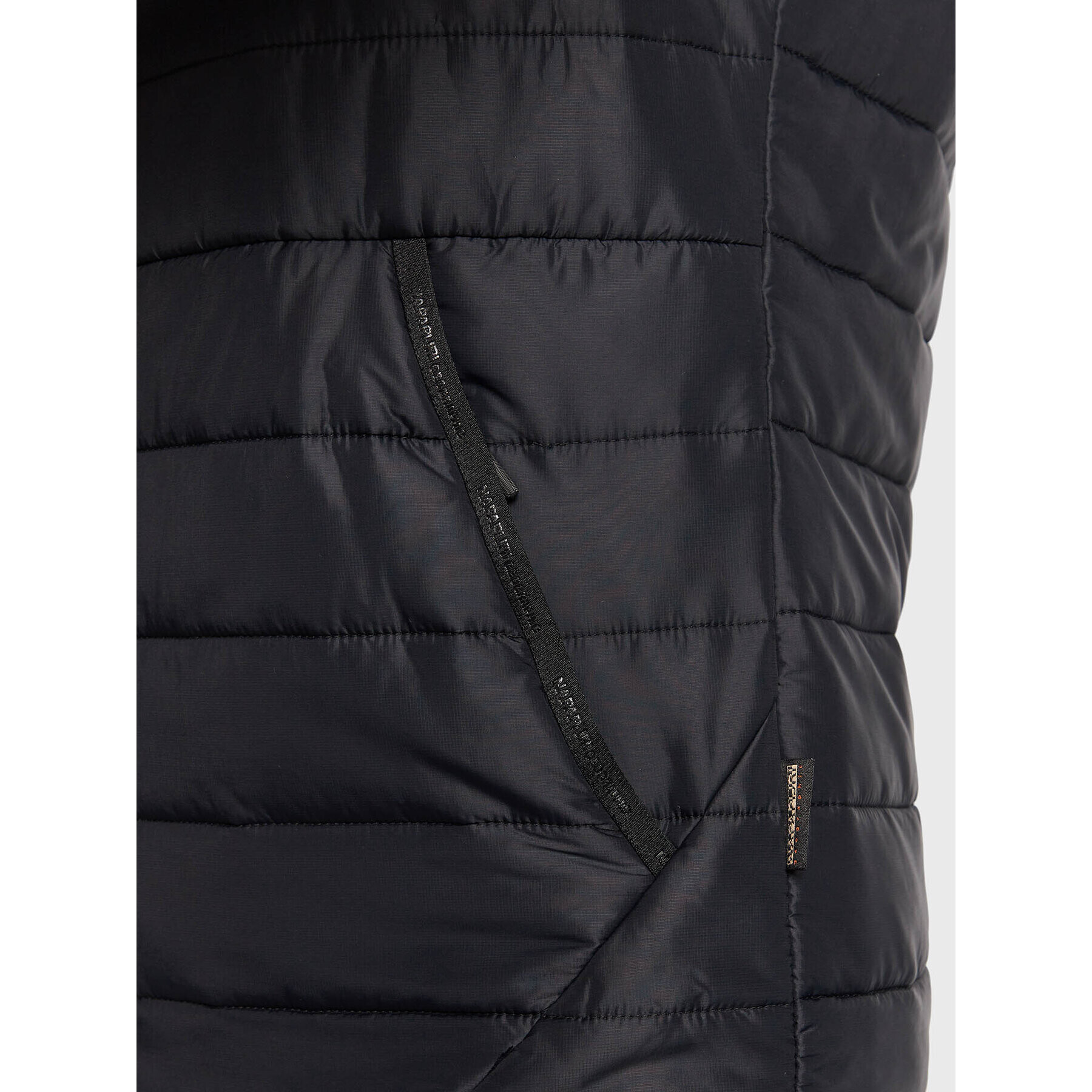 Napapijri Елек Acalmar NP0A4H8G Черен Regular Fit - Pepit.bg
