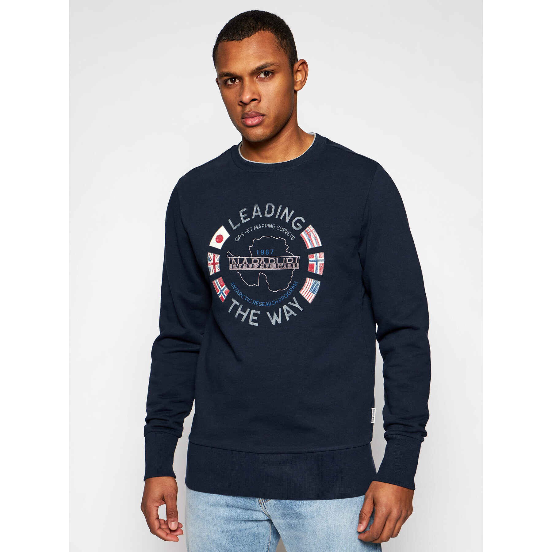 Napapijri Суитшърт Balya C NP0A4F67 Тъмносин Regular Fit - Pepit.bg