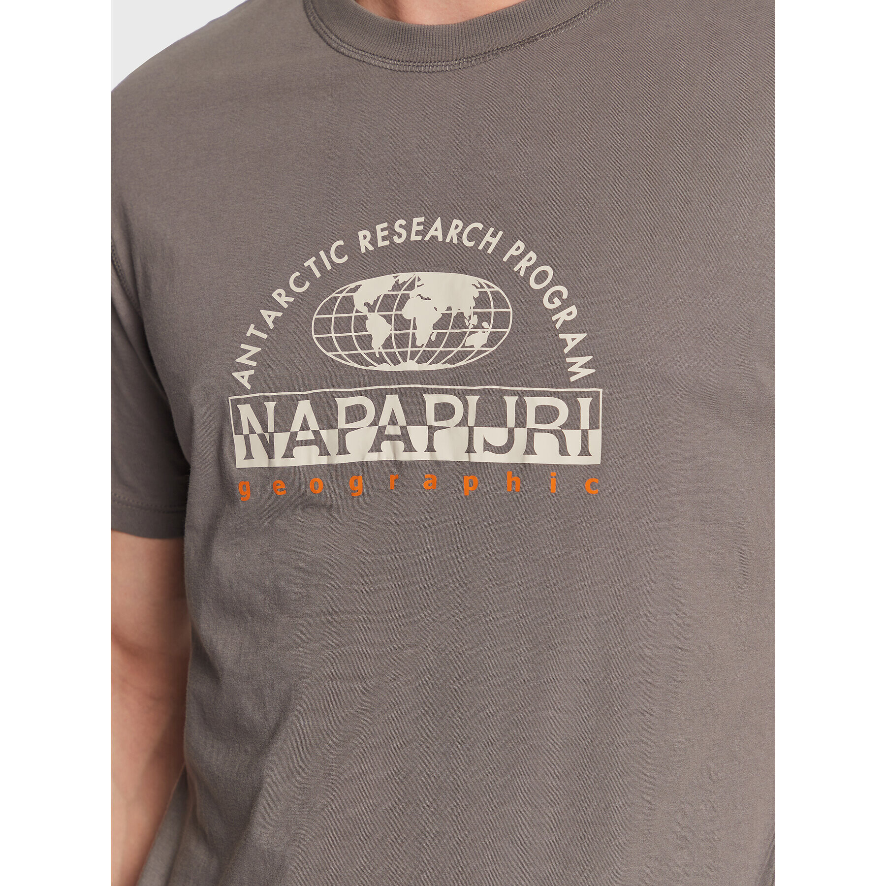 Napapijri Тишърт A-Macas NP0A4H2H Сив Regular Fit - Pepit.bg