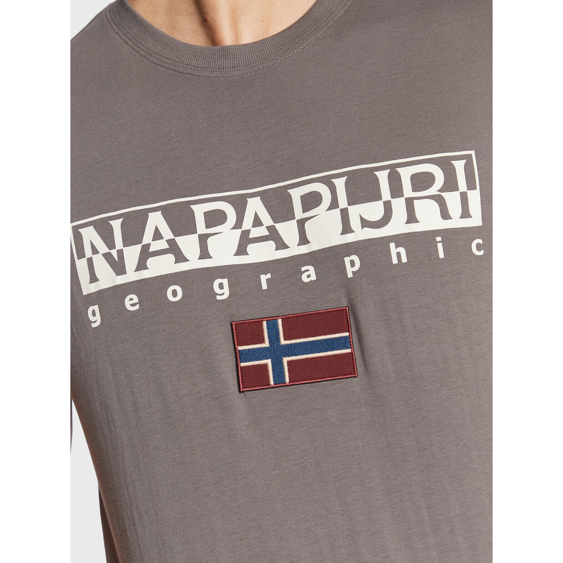 Napapijri Тишърт S-Ayas NP0A4GDQ Сив Regular Fit - Pepit.bg