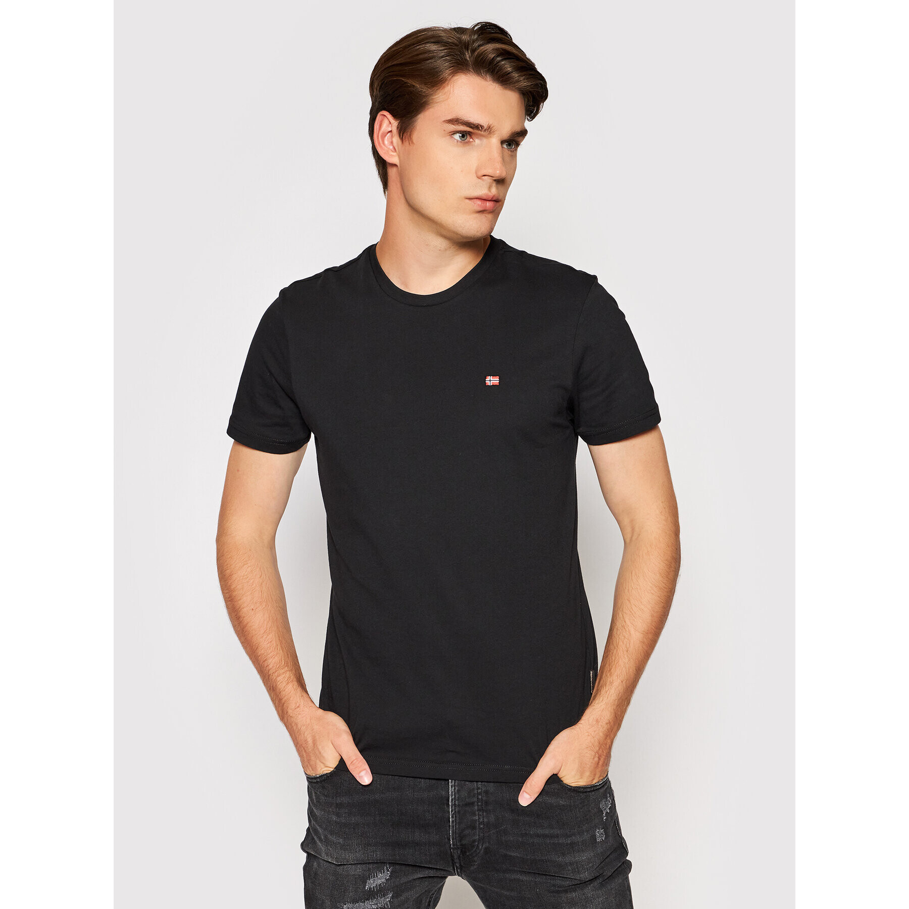 Napapijri Тишърт Salis C Ss 1 NP0A4FRP Черен Regular Fit - Pepit.bg