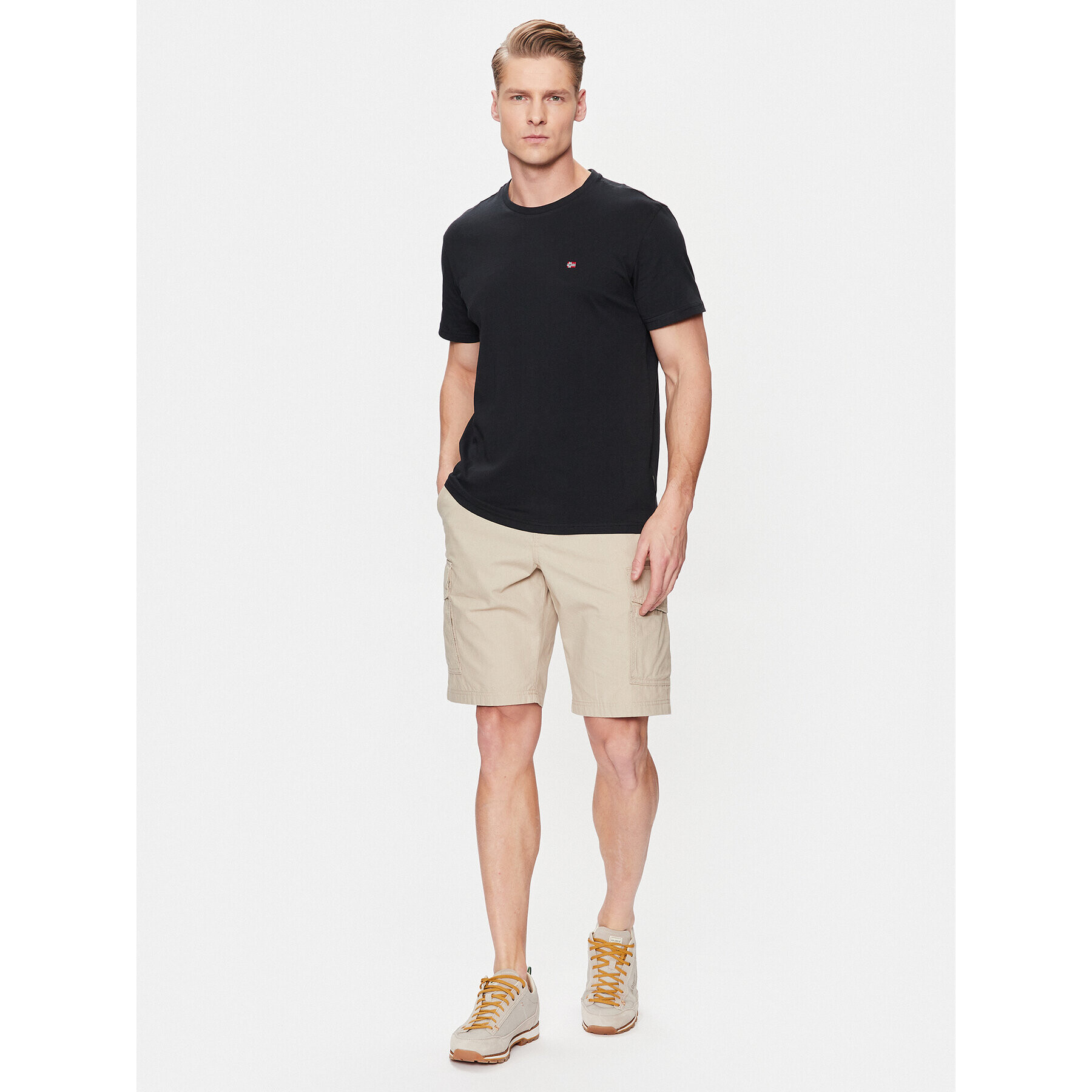 Napapijri Тишърт Salis NP0A4H8D Черен Regular Fit - Pepit.bg