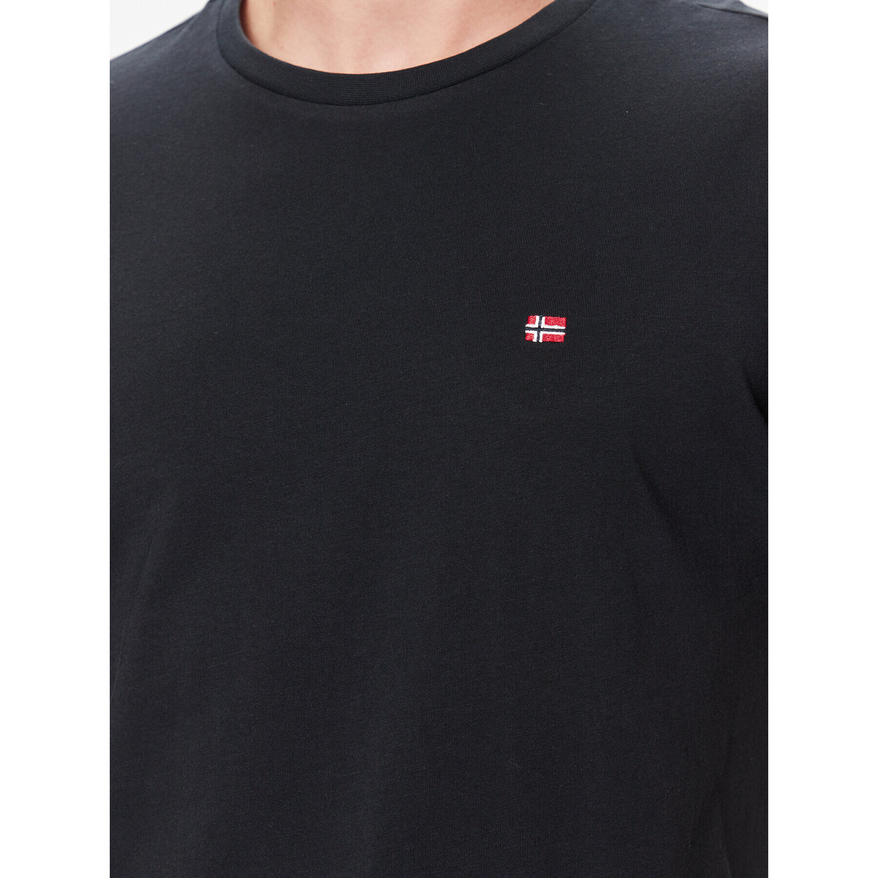 Napapijri Тишърт Salis NP0A4H8D Черен Regular Fit - Pepit.bg
